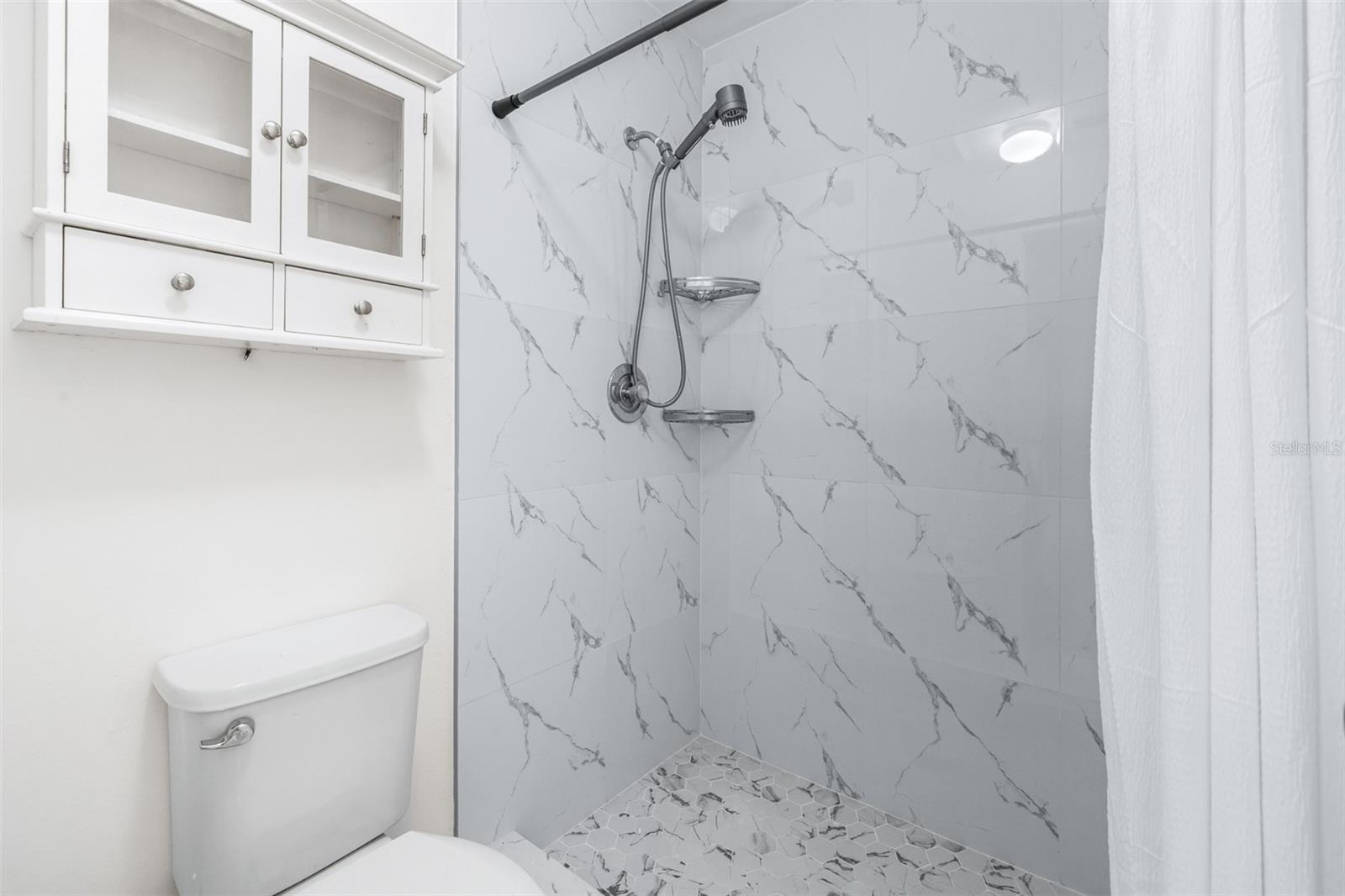 Condominium at 5100 BURCHETTE RD #2505, TAMPA, photo 23 of 47