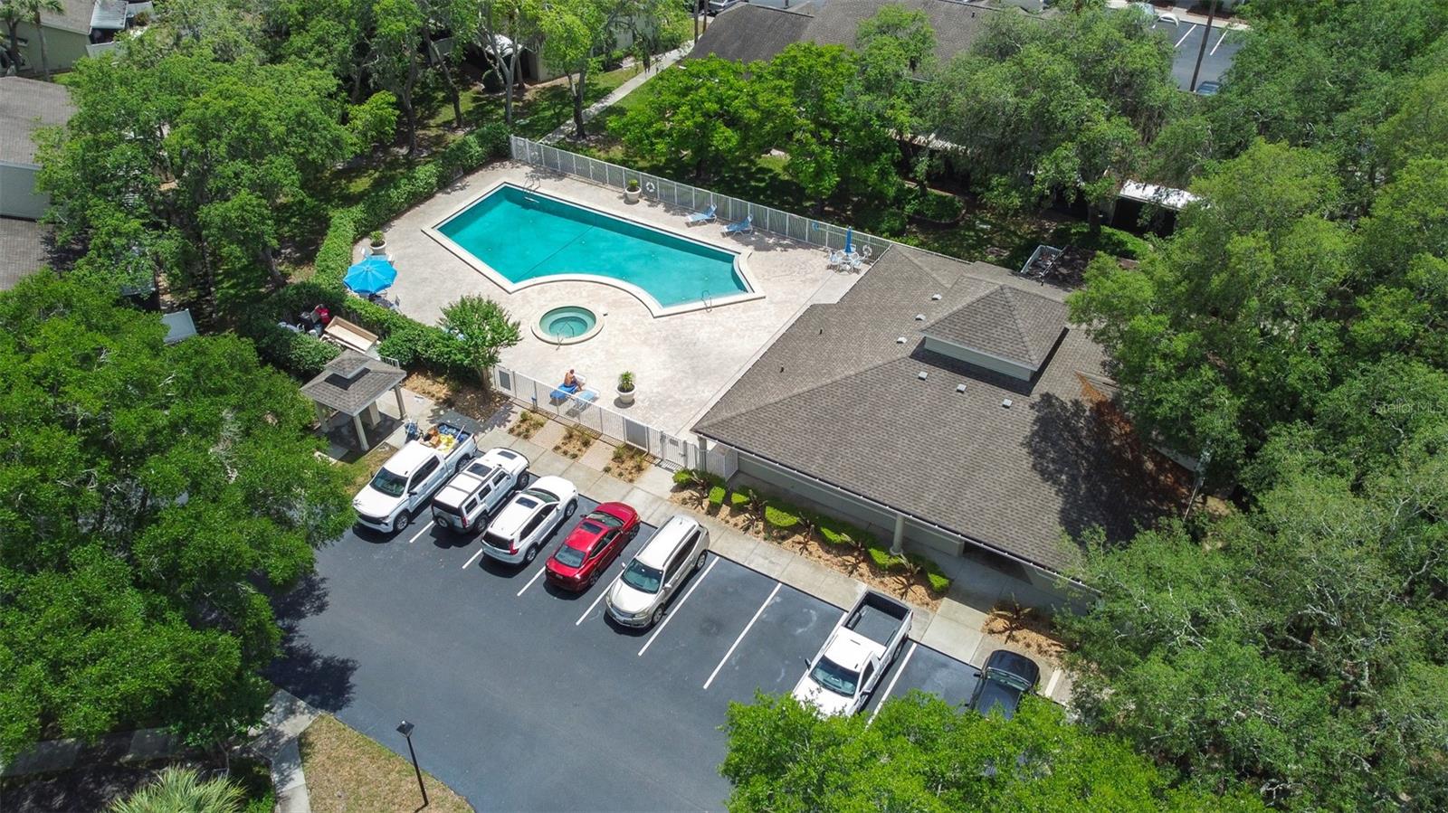 Condominium at 5100 BURCHETTE RD #2505, TAMPA, photo 36 of 47