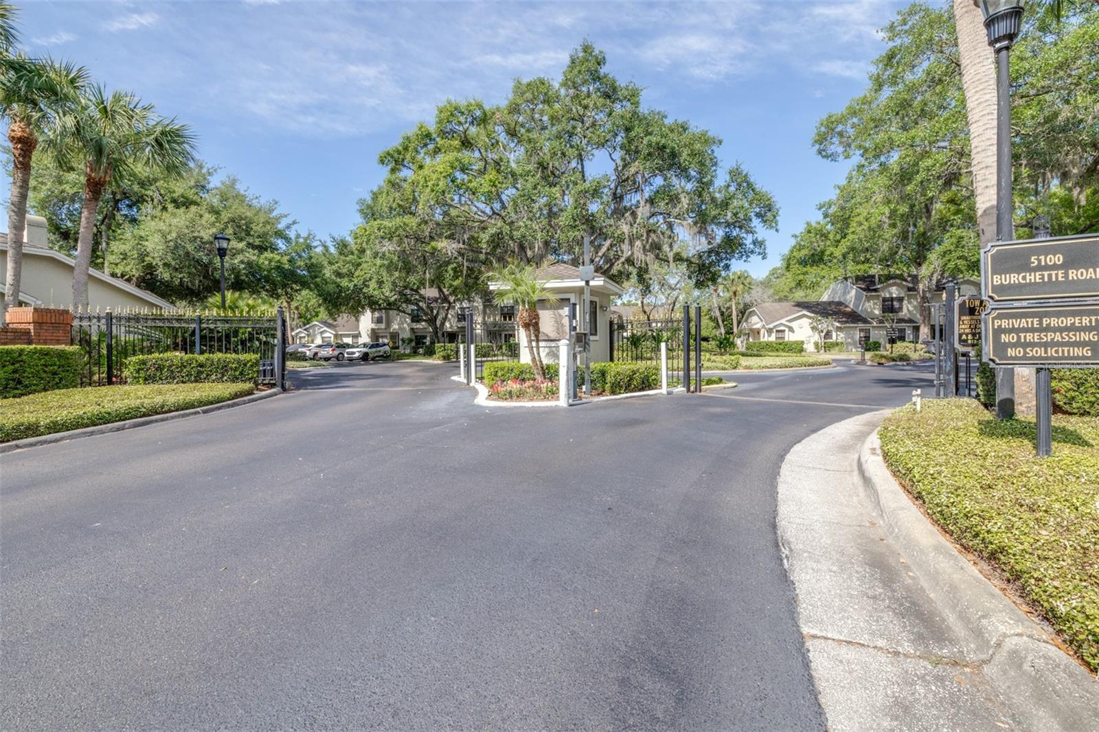 Condominium at 5100 BURCHETTE RD #2505, TAMPA, photo 41 of 47