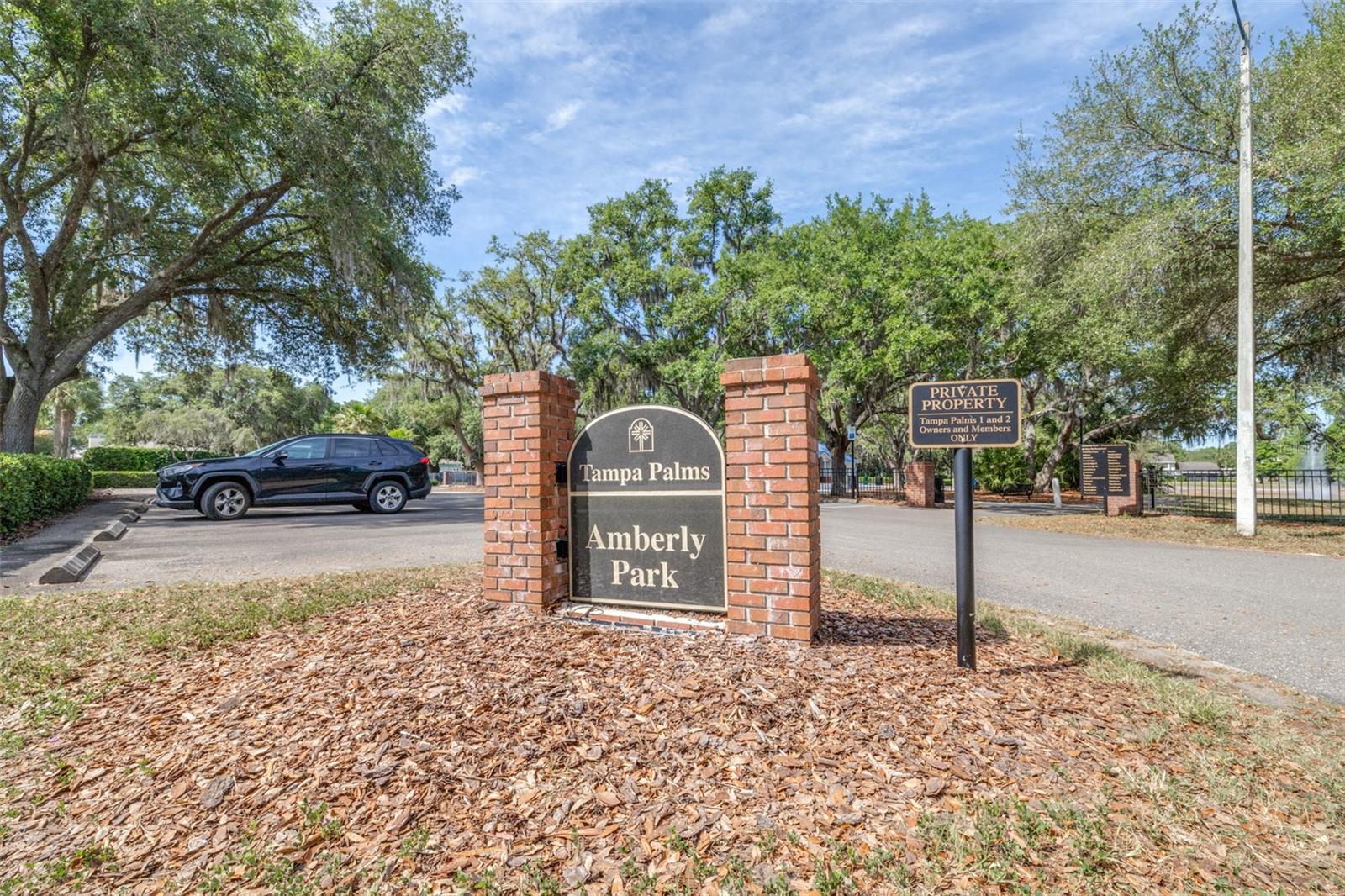 Condominium at 5100 BURCHETTE RD #2505, TAMPA, photo 42 of 47