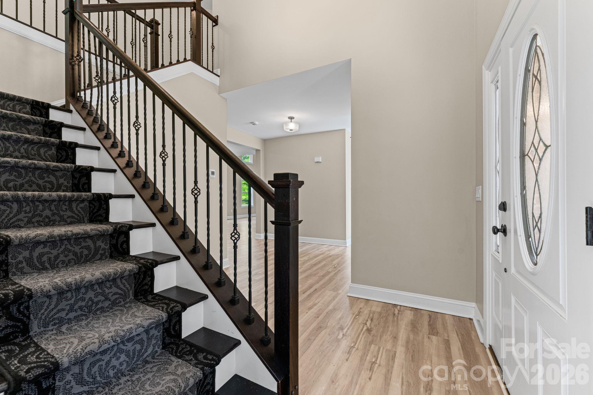 Single Family Residence at 160 Tullyries Lane, Lewisville, photo 4 of 48