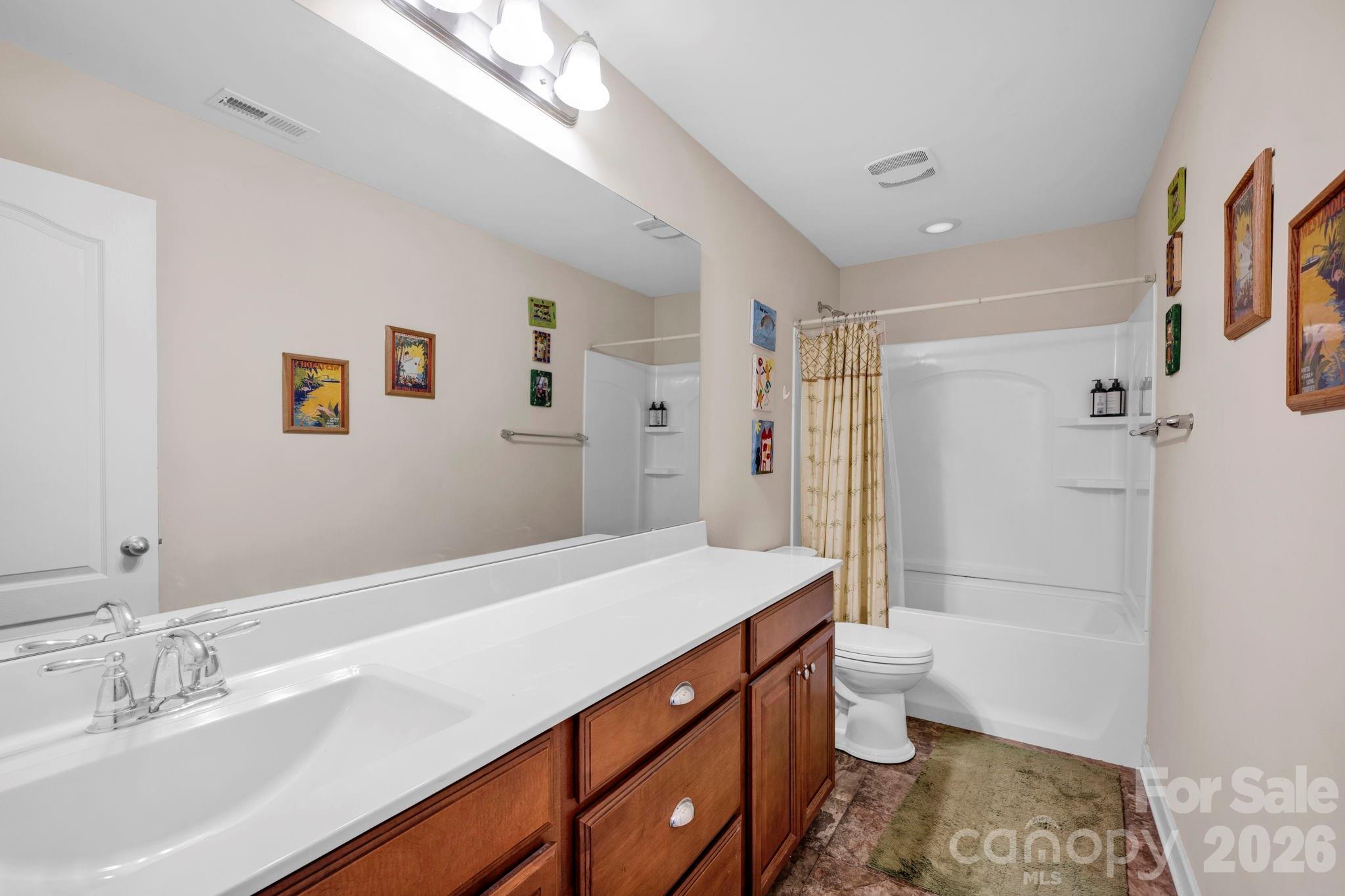 Single Family Residence at 111 St Sophia Court, Mooresville, photo 32 of 35