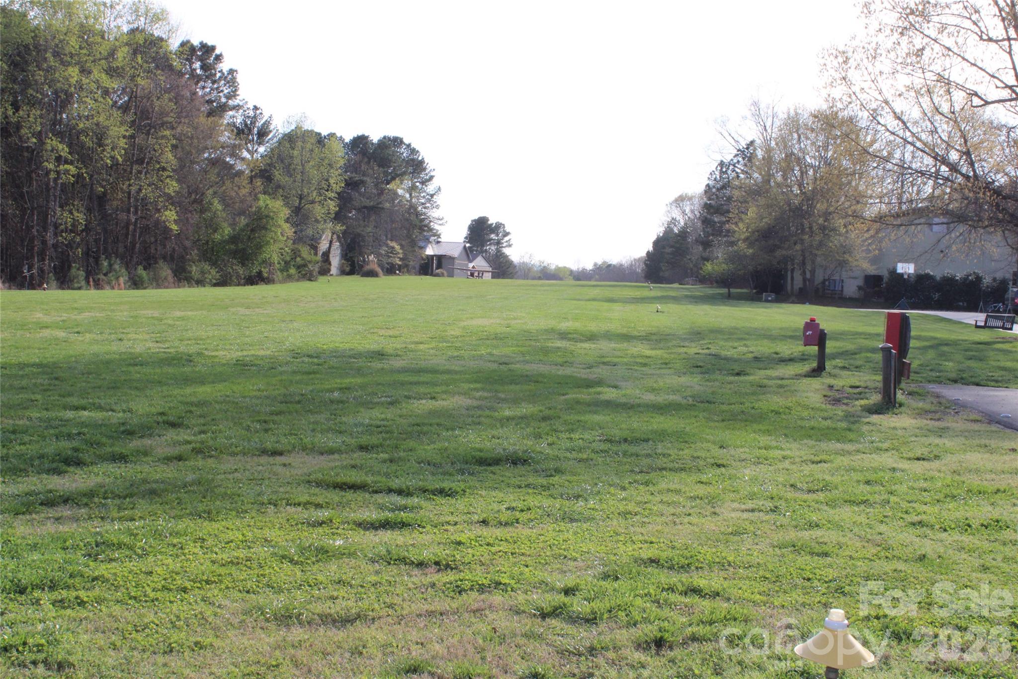 RUNWAY LANDING AREA - Lot 16 Lake Front Drive, Catawba