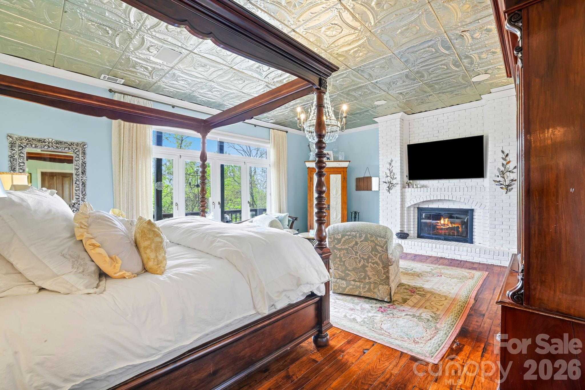 Bedroom Ensuite - 1052 Toxaway Drive, Lake Toxaway