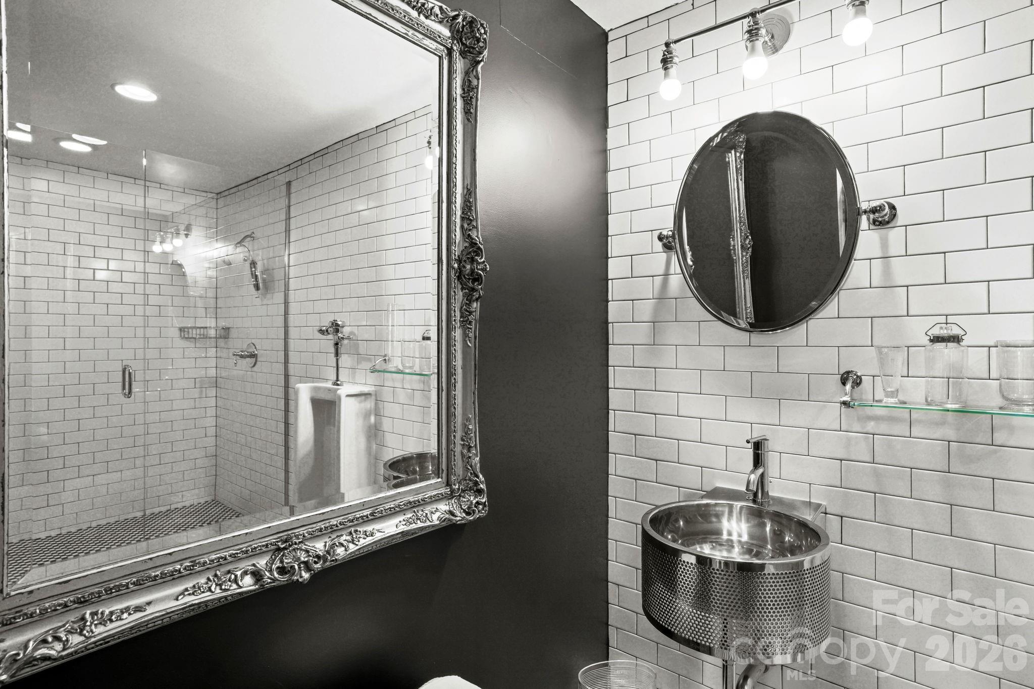 Spa Bath - 1052 Toxaway Drive, Lake Toxaway