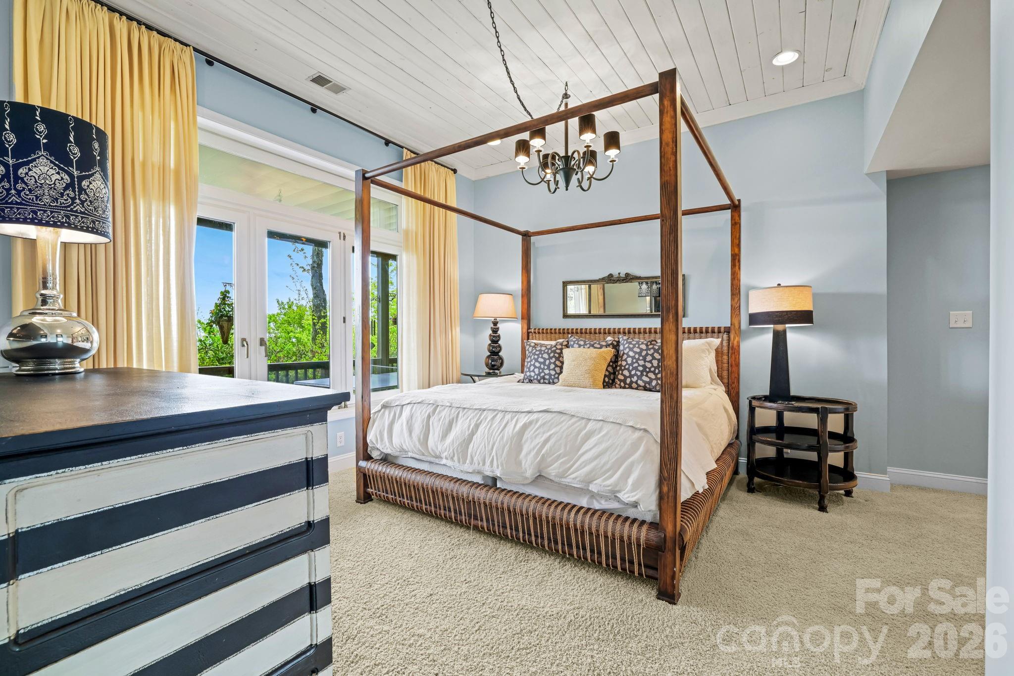 Bedroom Ensuite - 1052 Toxaway Drive, Lake Toxaway