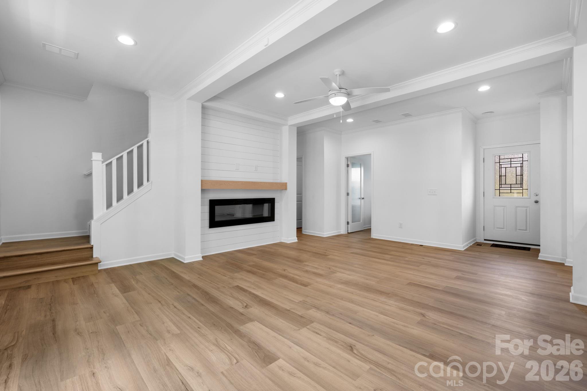 Single Family Residence at 7006 Waterfront Place, Granite Falls, photo 2 of 45