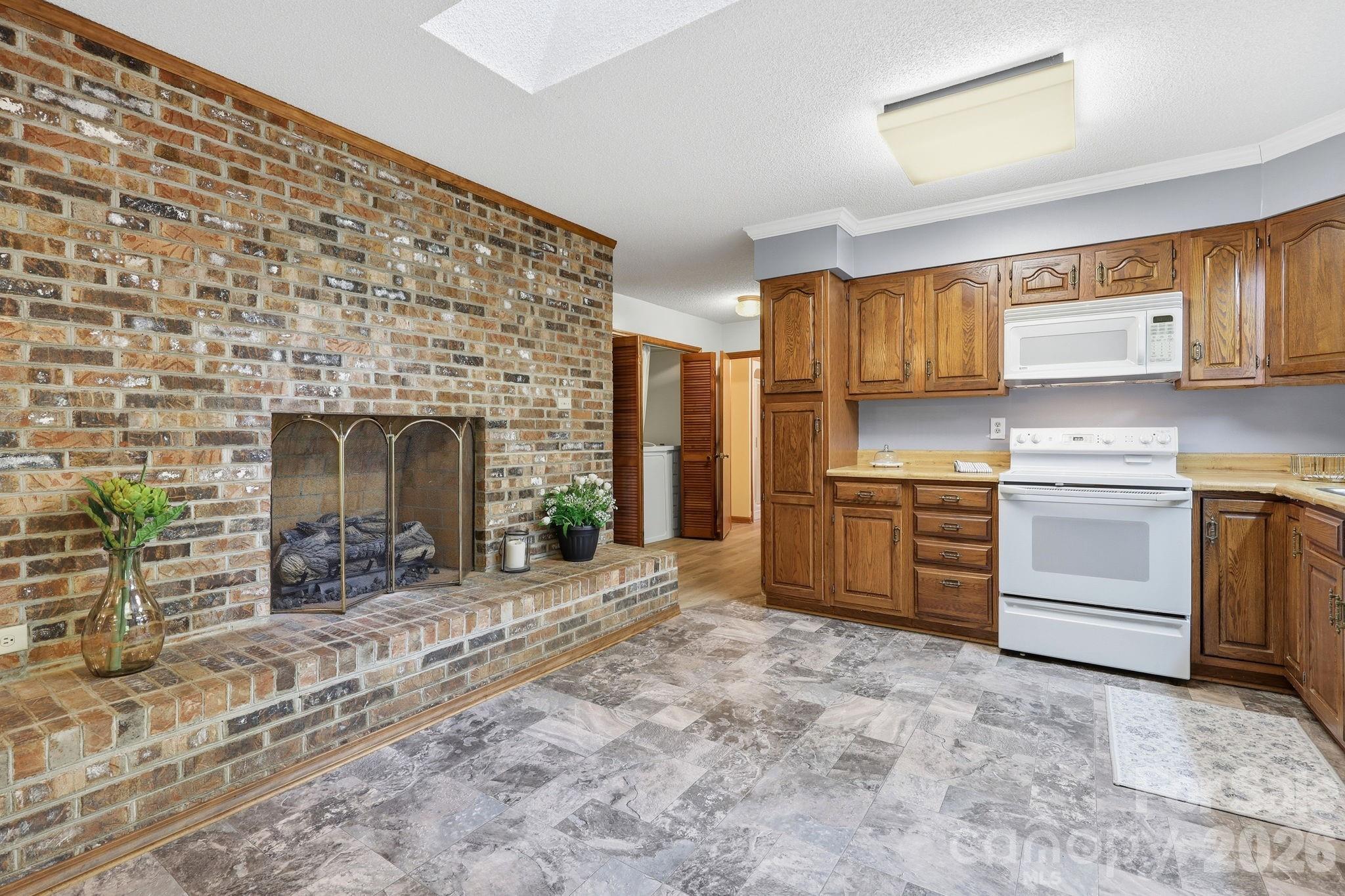 Single Family Residence at 1 Mountain Heritage Place, Candler, photo 5 of 44