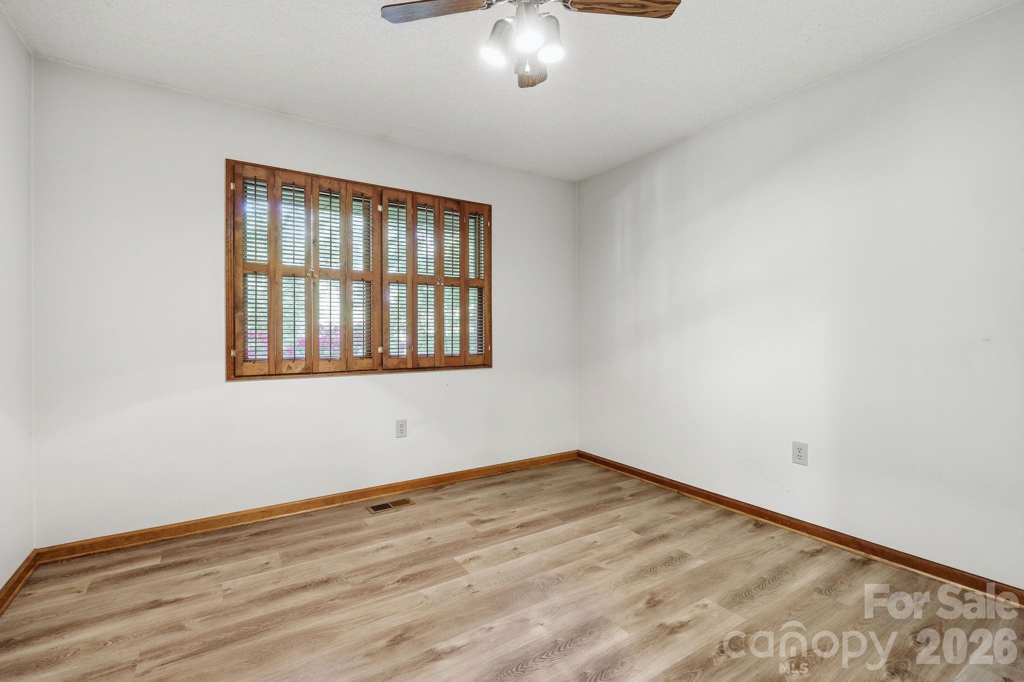 3rd bedroom - 1 Mountain Heritage Place, Candler