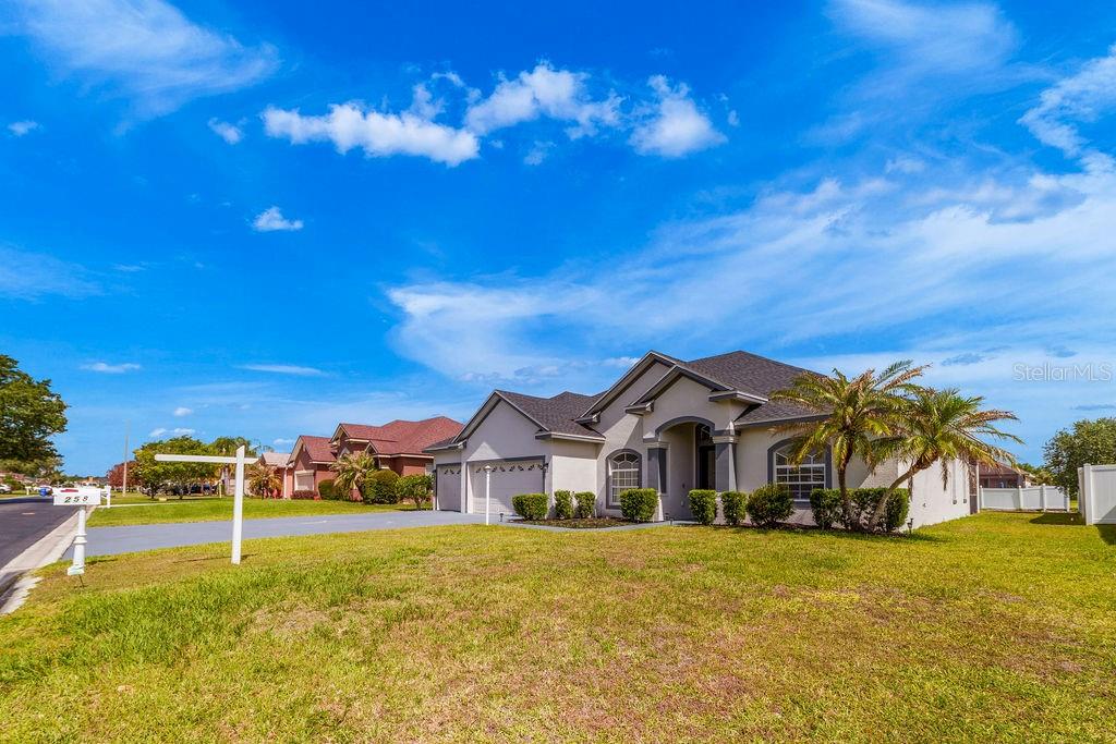 front view - 258 TERRANOVA BLVD, WINTER HAVEN