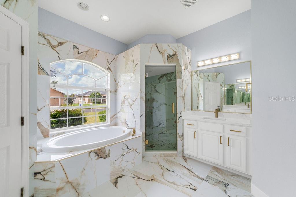master bathroom - 258 TERRANOVA BLVD, WINTER HAVEN