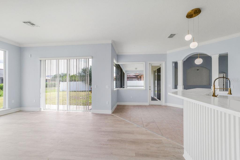 opened concept kitchen - 258 TERRANOVA BLVD, WINTER HAVEN