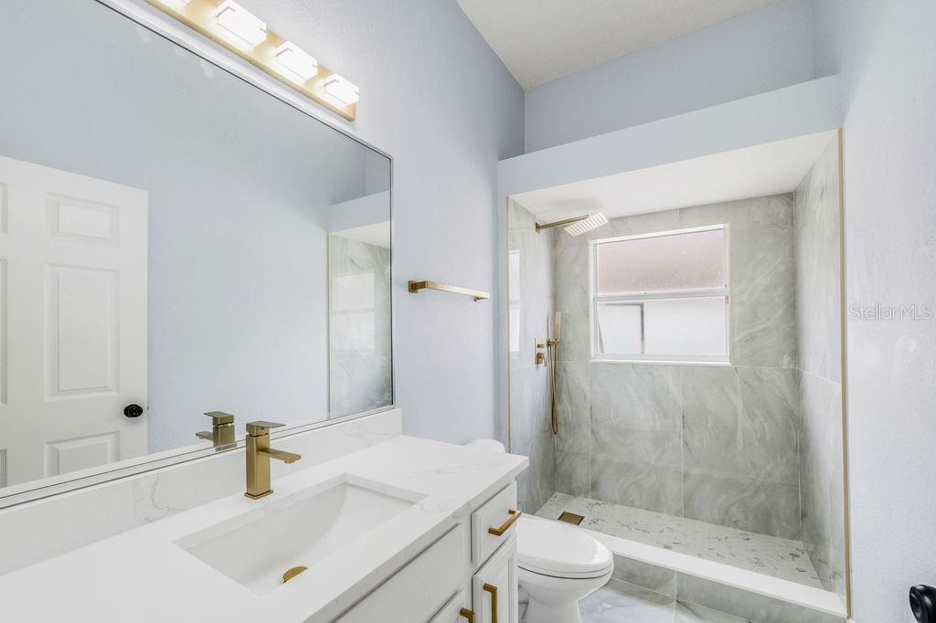 bathroom 2 - 258 TERRANOVA BLVD, WINTER HAVEN