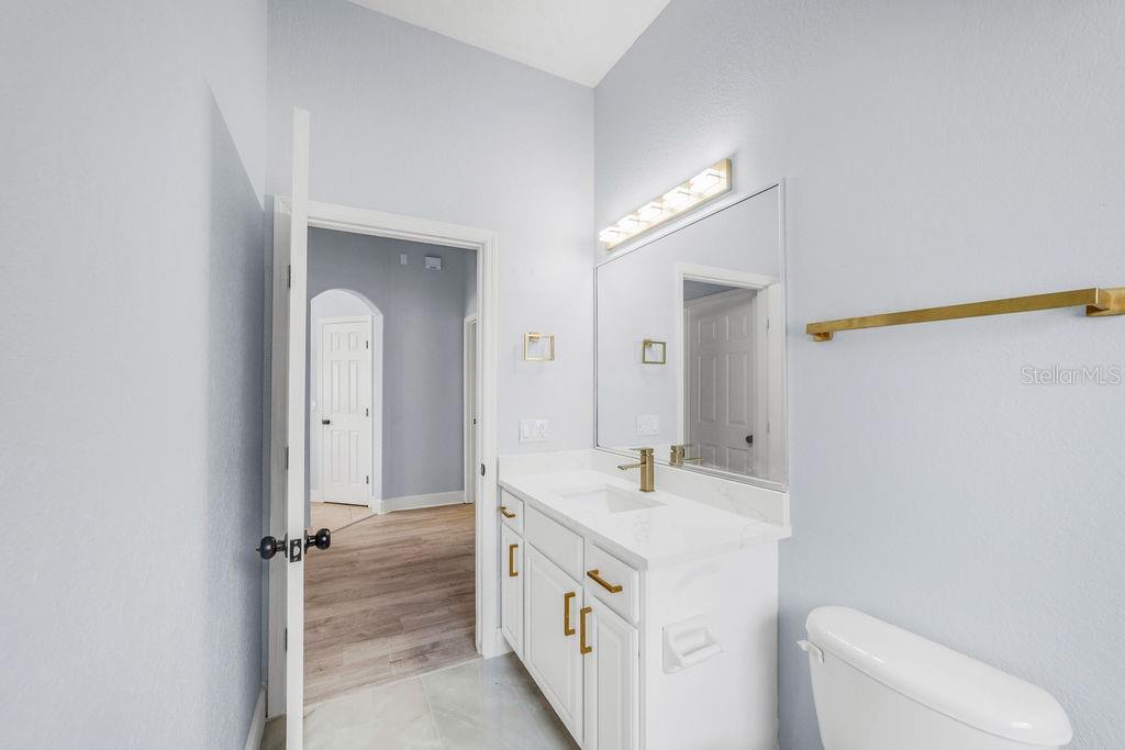 bathroom 2 - 258 TERRANOVA BLVD, WINTER HAVEN