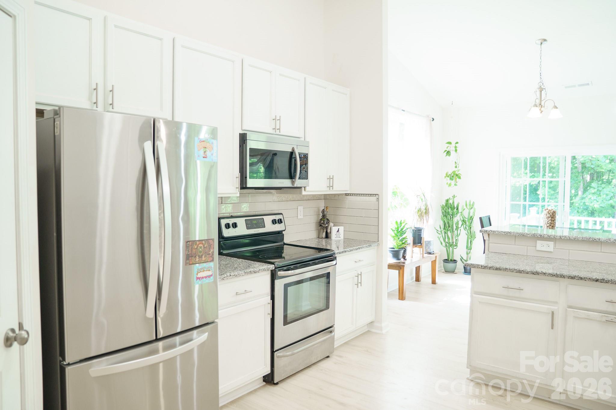 Kitchen - 6117 Robert Street, Huntersville