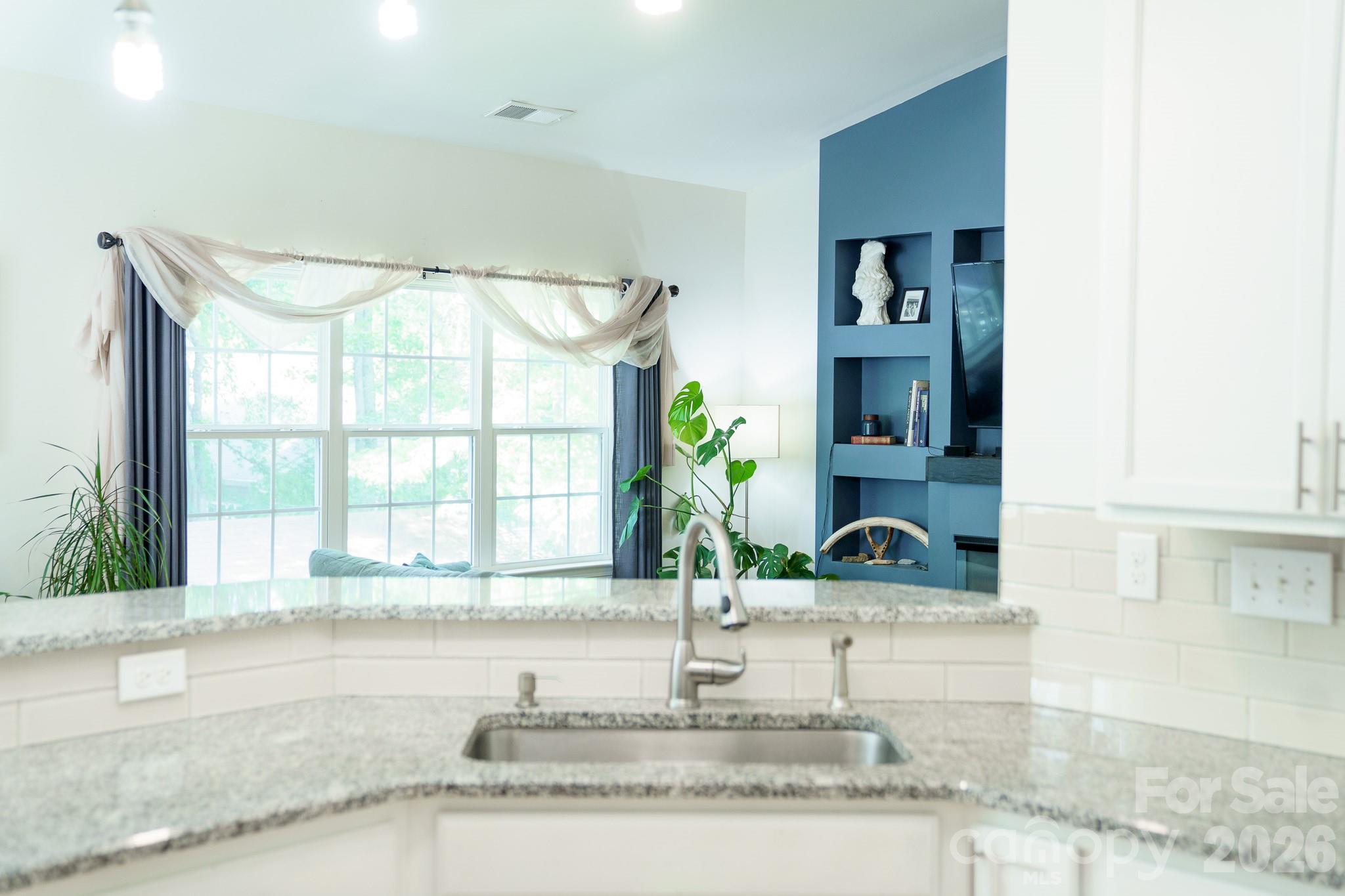 Kitchen - 6117 Robert Street, Huntersville