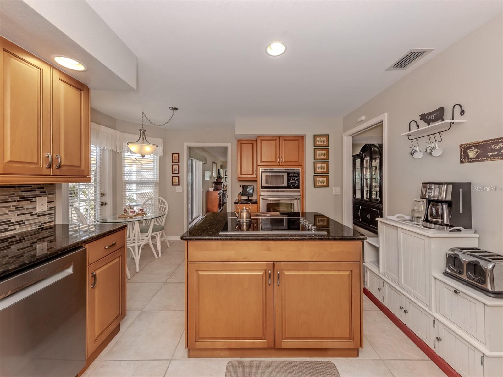 Villa at 525 CLUBSIDE CIR #53, VENICE, photo 14 of 49