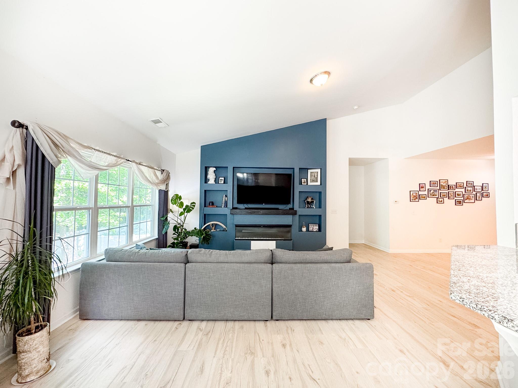 Living Room - 6117 Robert Street, Huntersville