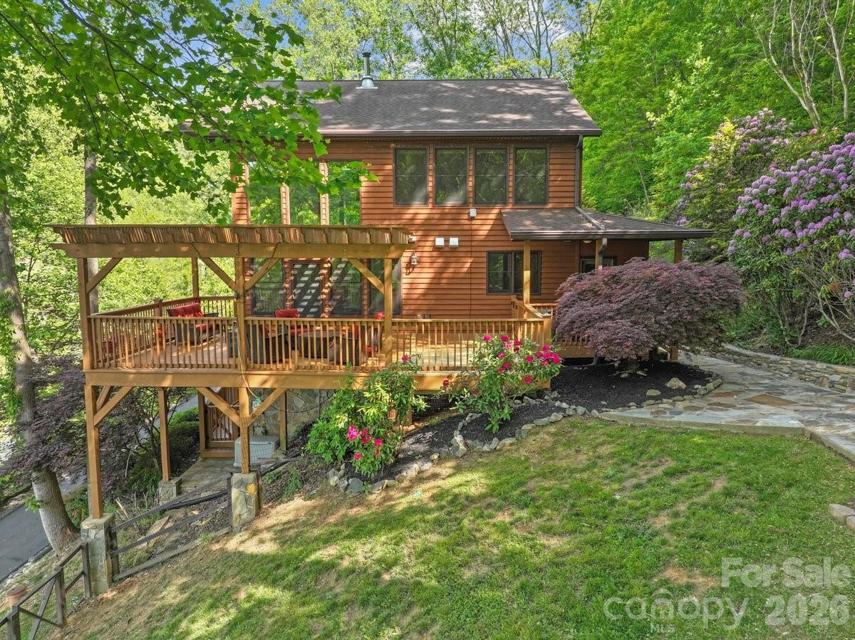 Single Family Residence at 52 Mountain Park Drive, Mars Hill, photo 4 of 48