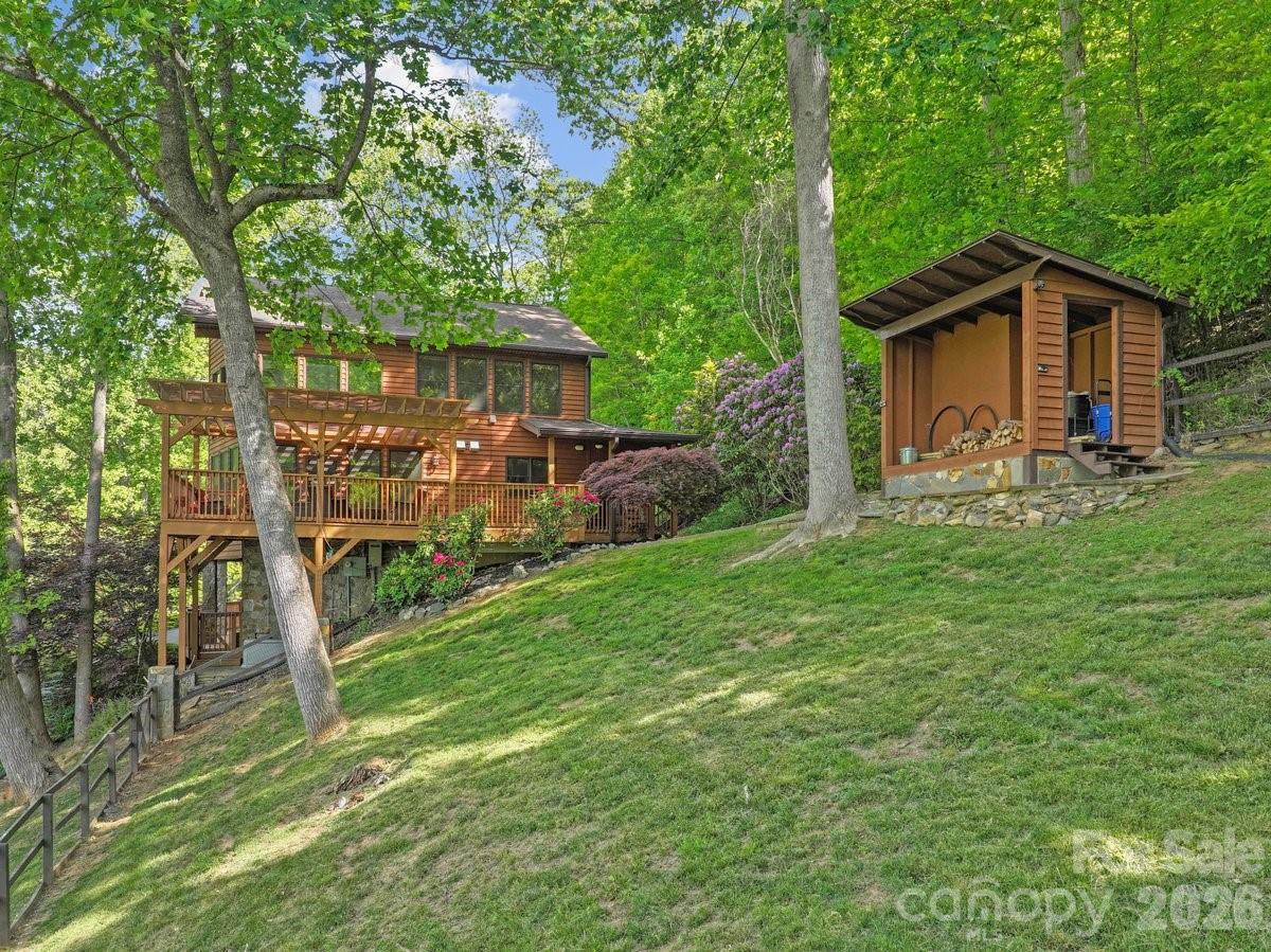 Single Family Residence at 52 Mountain Park Drive, Mars Hill, photo 6 of 48