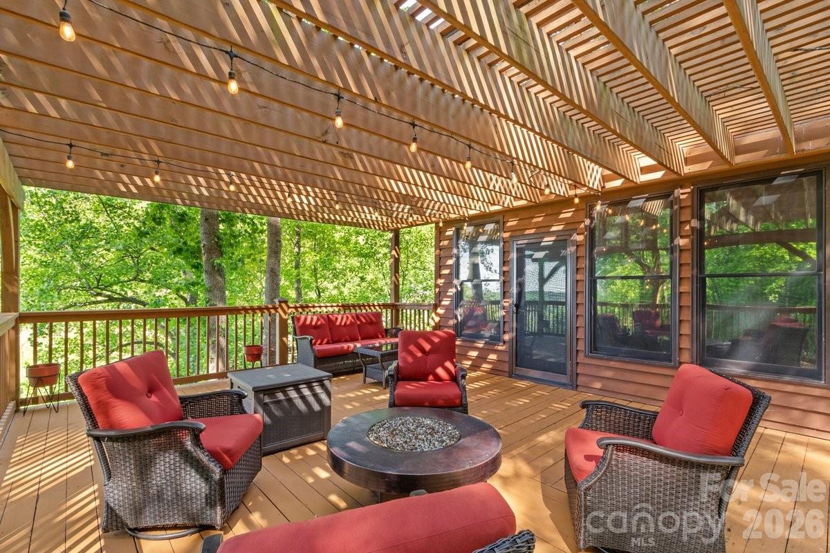 Single Family Residence at 52 Mountain Park Drive, Mars Hill, photo 10 of 48