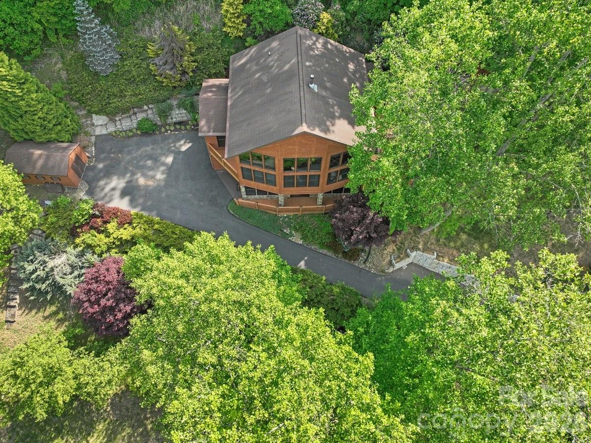 Single Family Residence at 52 Mountain Park Drive, Mars Hill, photo 11 of 48