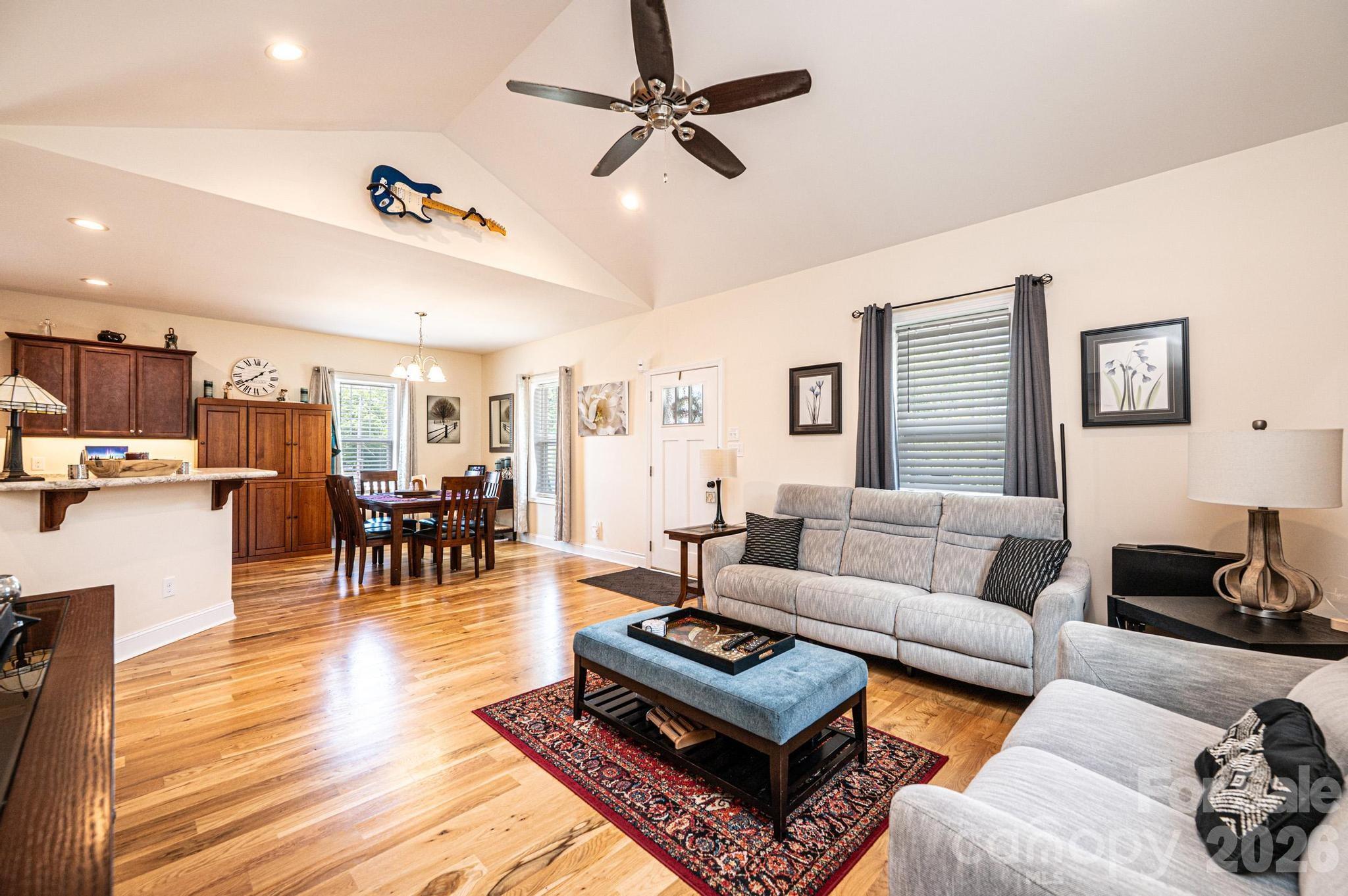 Single Family Residence at 1092 33rd Avenue Loop NE, Hickory, photo 12 of 47