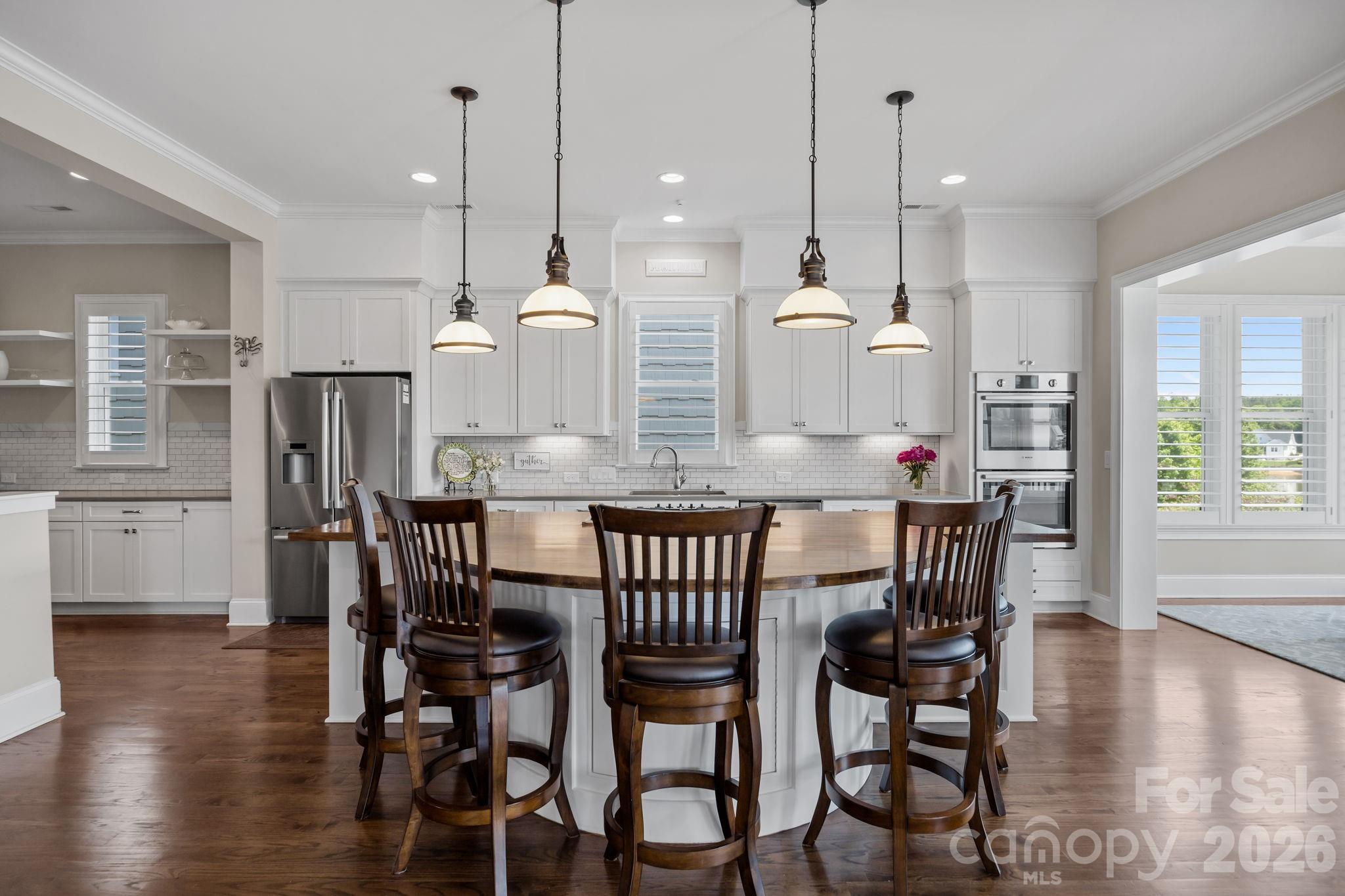 Single Family Residence at 122 Sisters Cove Court, Mooresville, photo 11 of 48