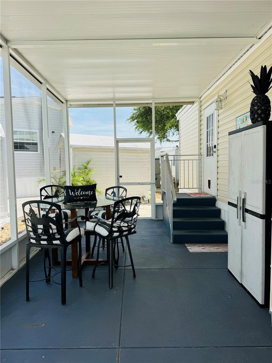 Screened in patio - 300 ROYAL TROON LOOP, DAVENPORT