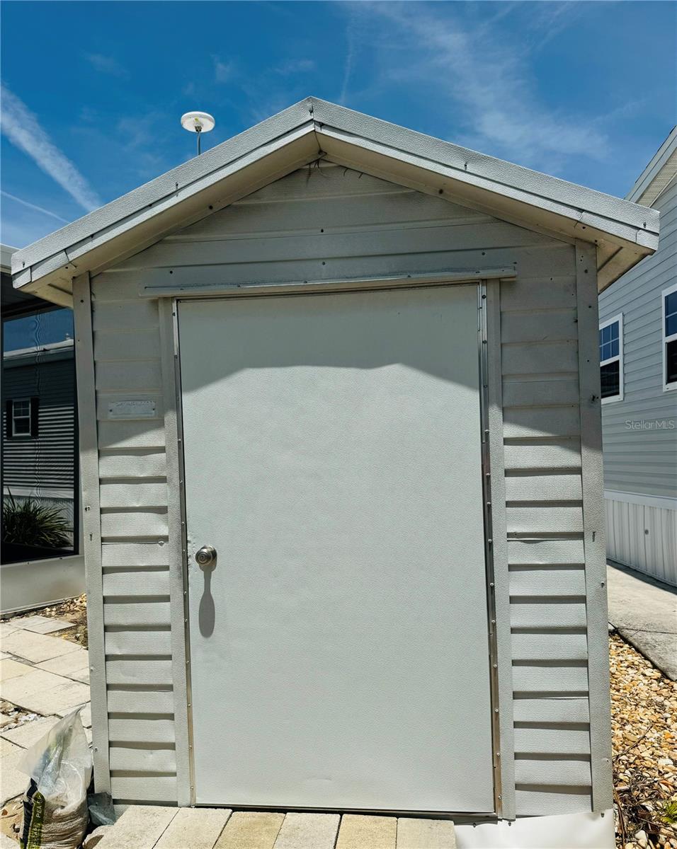 Another shed for storage - 300 ROYAL TROON LOOP, DAVENPORT