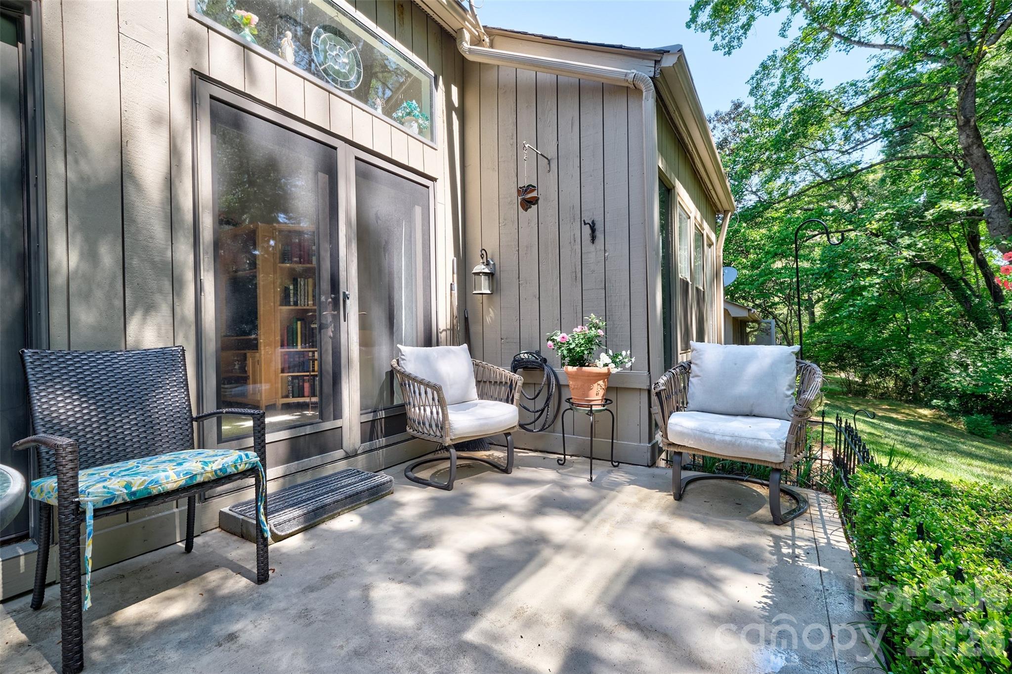 Additional patio view - 114 Pine Grove Circle, Lake Wylie