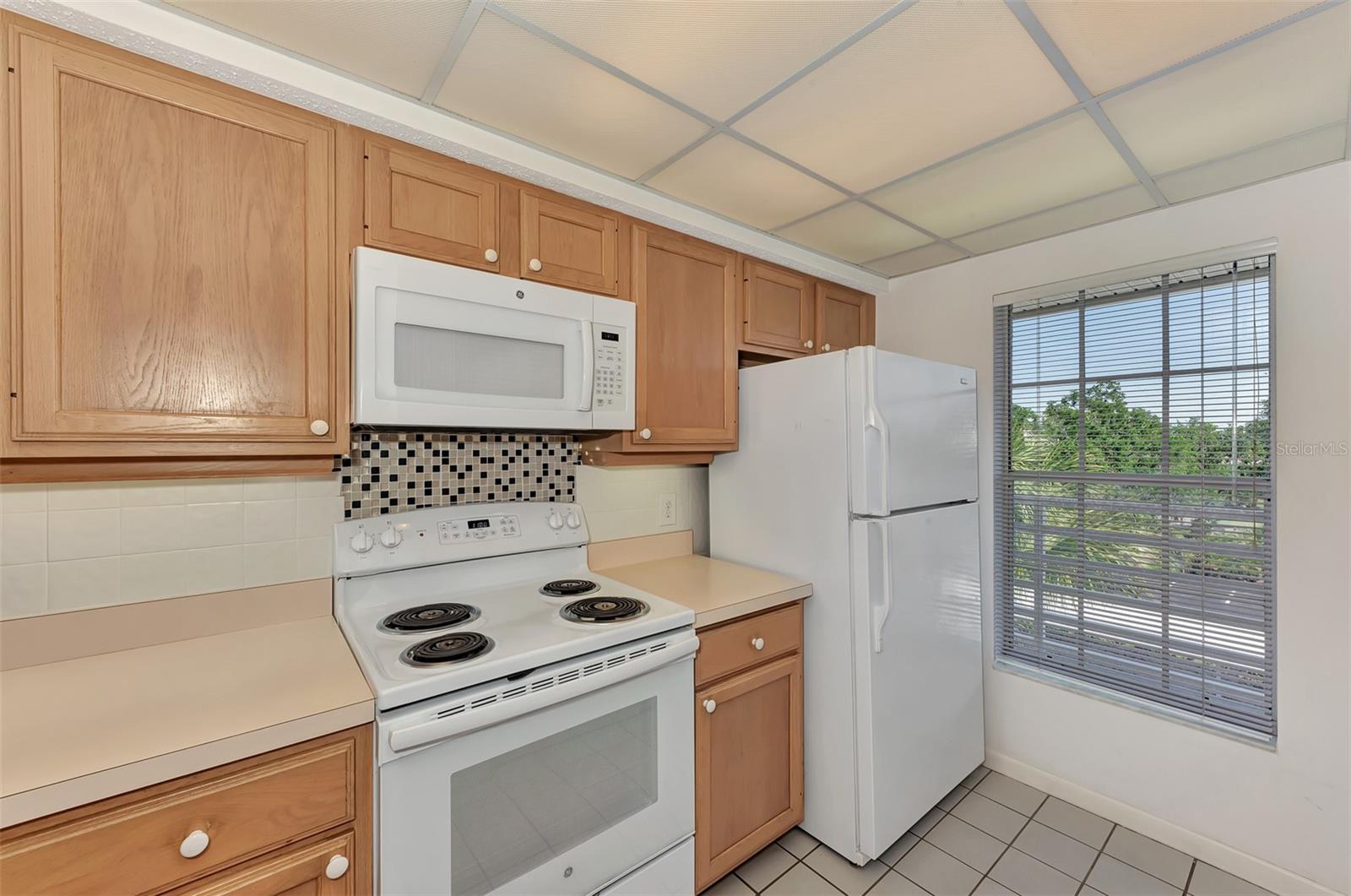 Condominium at 841 WEXFORD BLVD #841, VENICE, photo 13 of 59