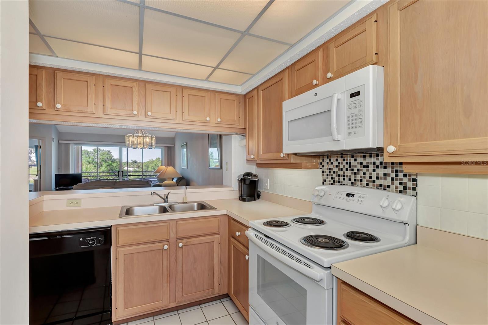 Condominium at 841 WEXFORD BLVD #841, VENICE, photo 15 of 59