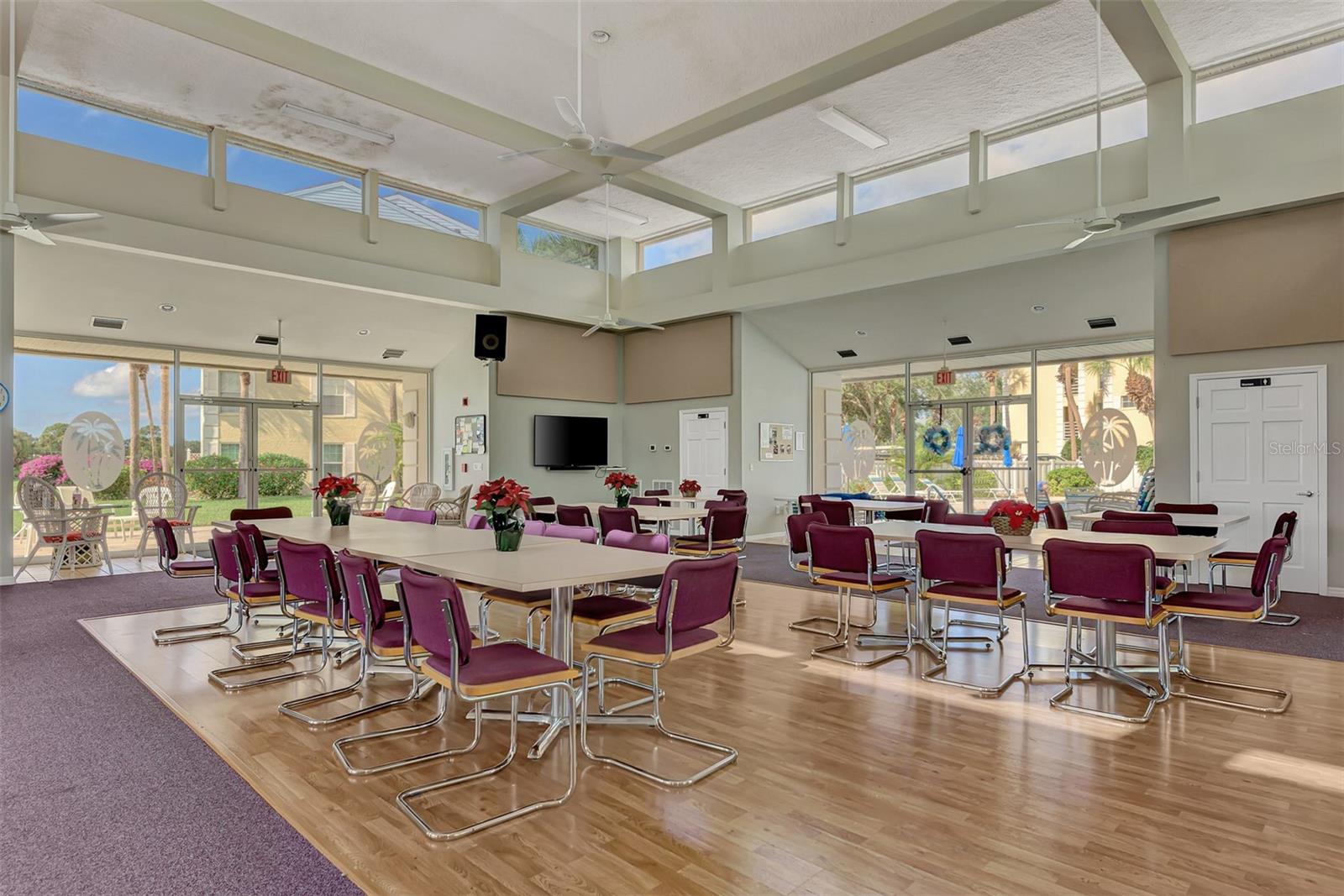 Condominium at 841 WEXFORD BLVD #841, VENICE, photo 54 of 59