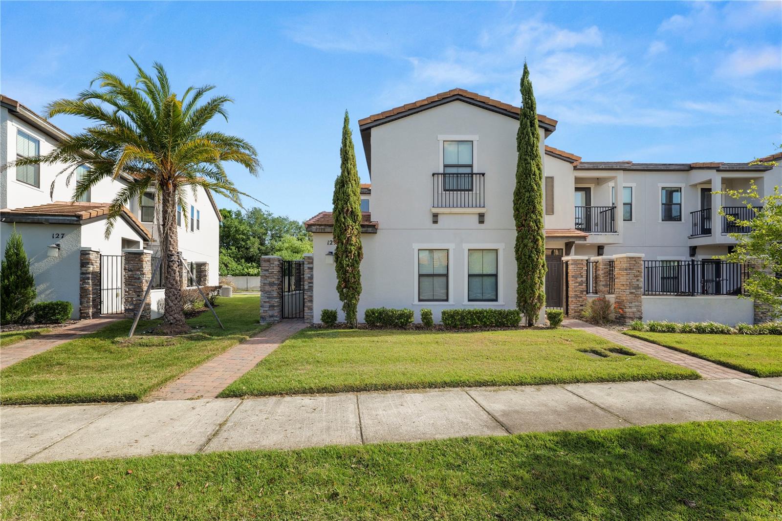 129 KENNY BLVD