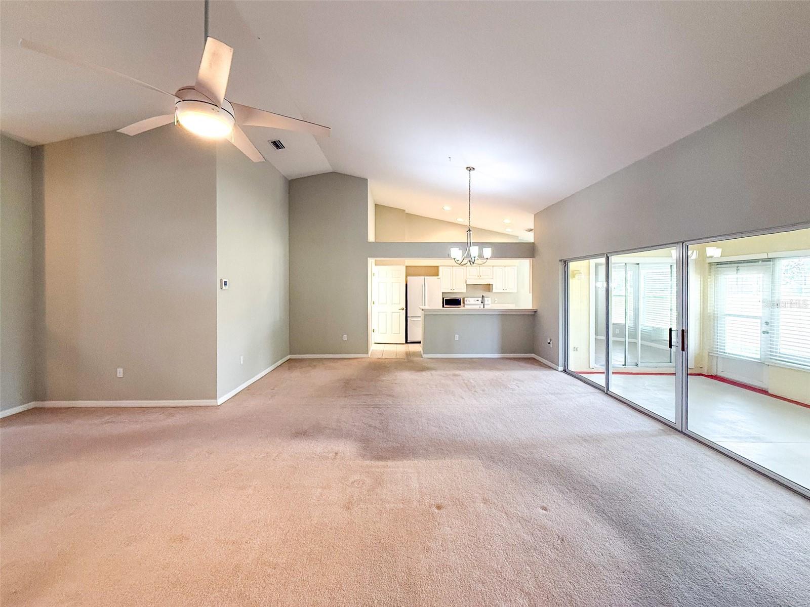 Villa at 18037 BAYWOOD FOREST DR, HUDSON, photo 5 of 45