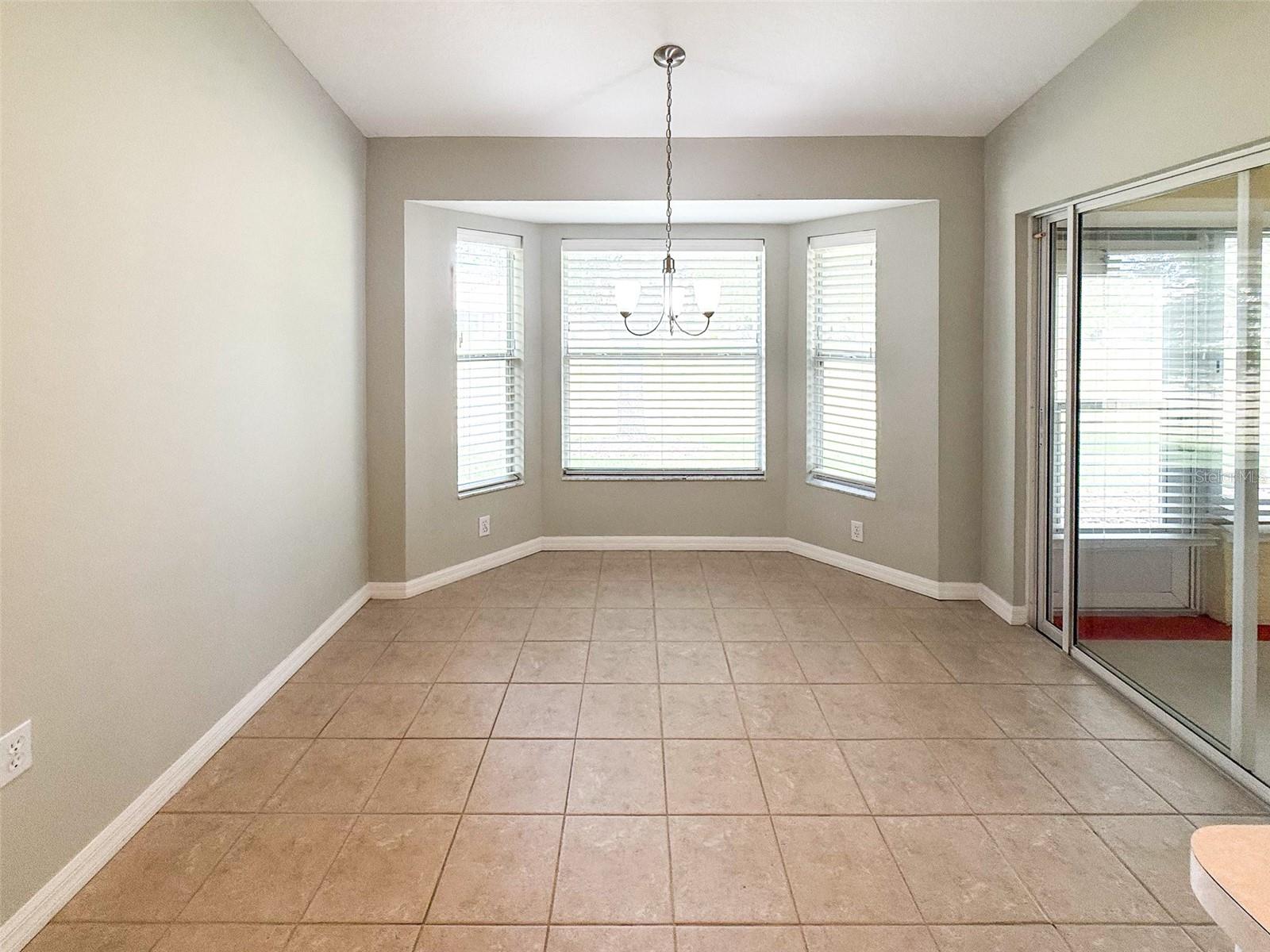 Villa at 18037 BAYWOOD FOREST DR, HUDSON, photo 12 of 45