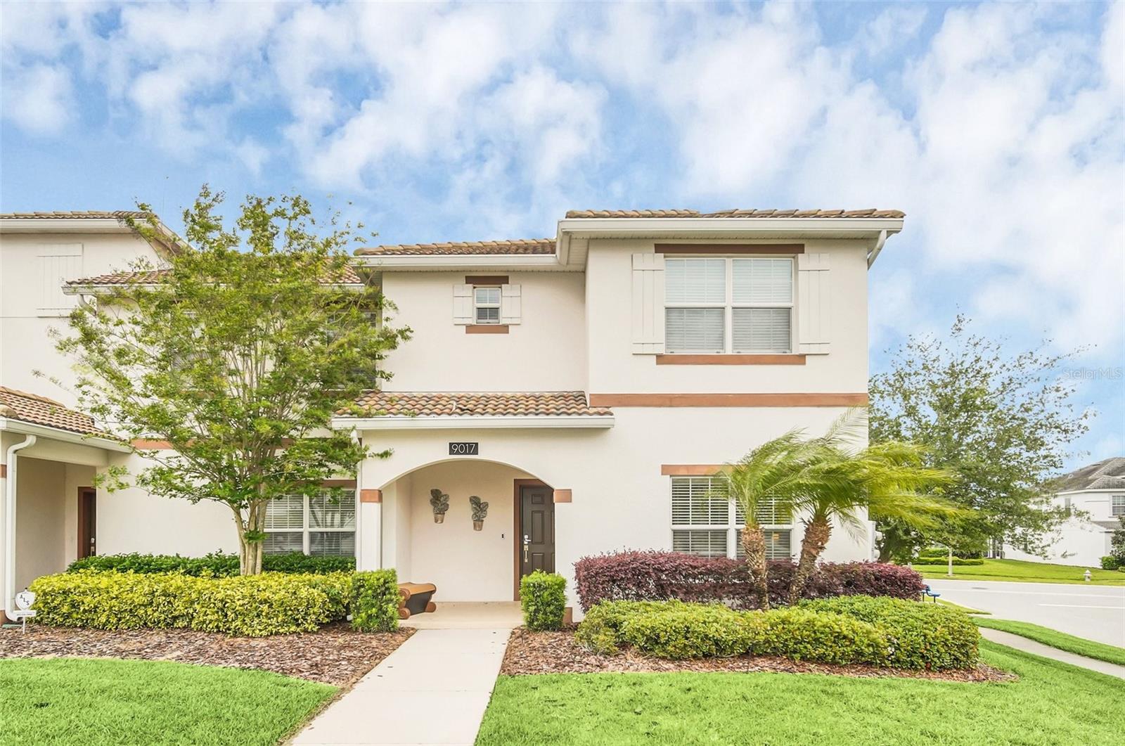 9017 DOGLEG DR