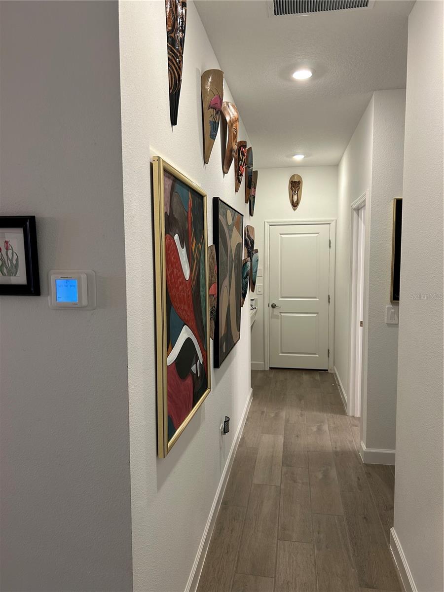 Hallway - 10395 BANYAN BREEZE BLVD, LAND O LAKES