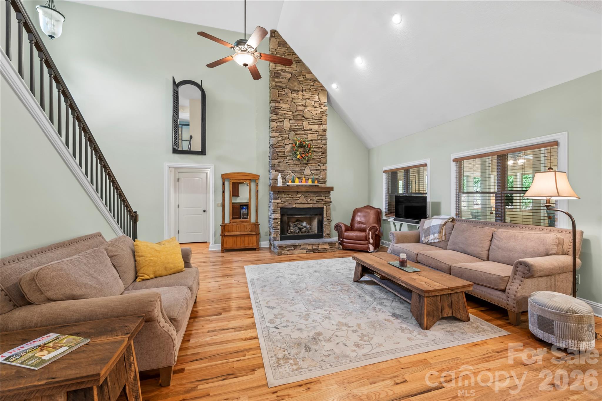 Single Family Residence at 128 Churchill Downs Drive, Fairview, photo 13 of 48