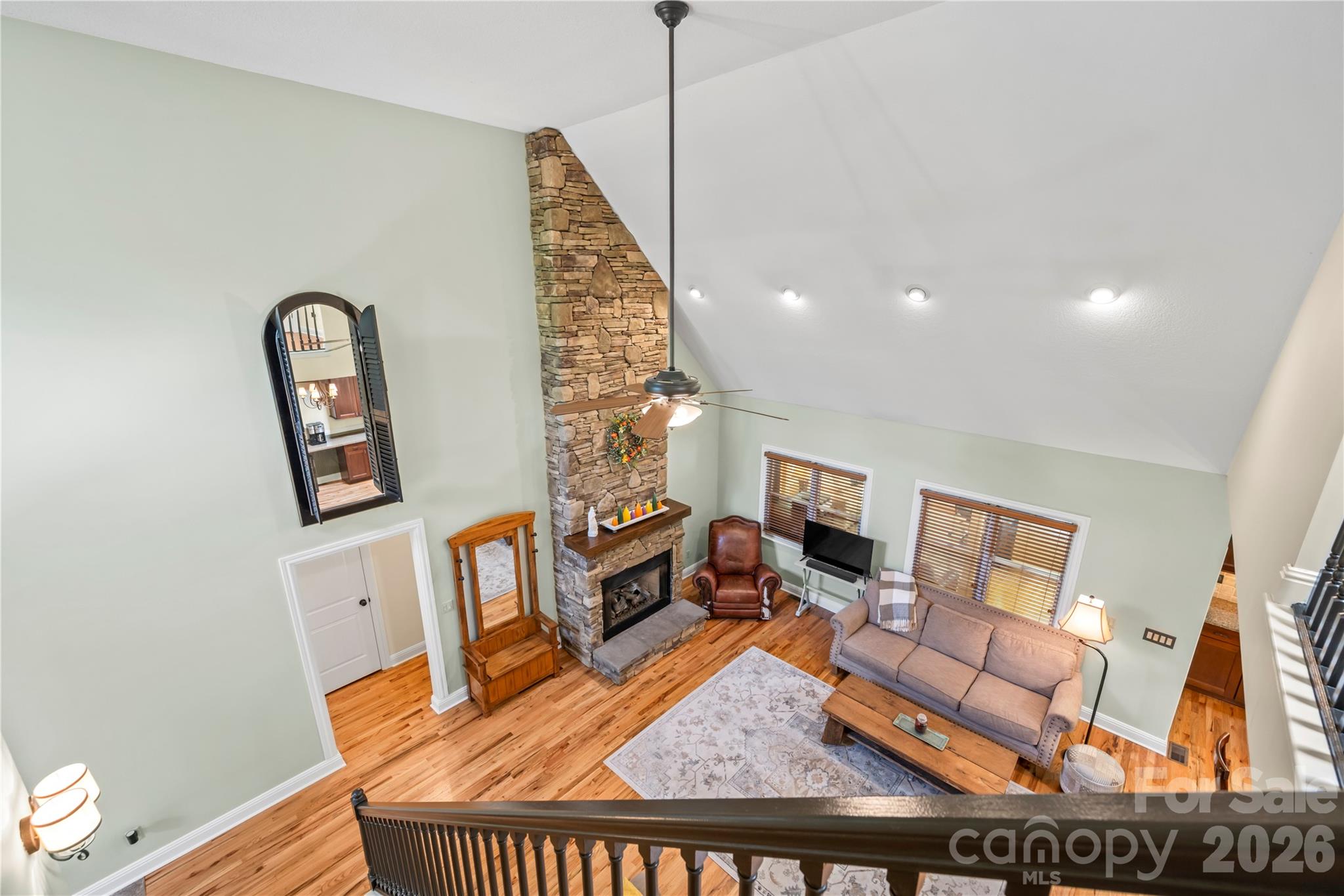 Single Family Residence at 128 Churchill Downs Drive, Fairview, photo 15 of 48