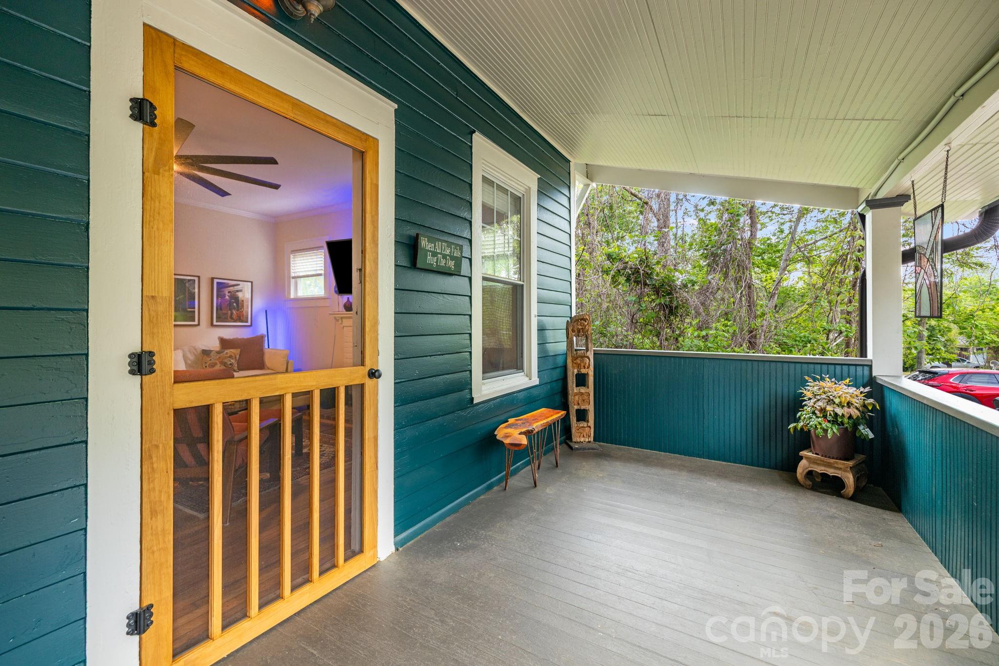 Triplex at 107 Courtland Avenue, Asheville, photo 5 of 39