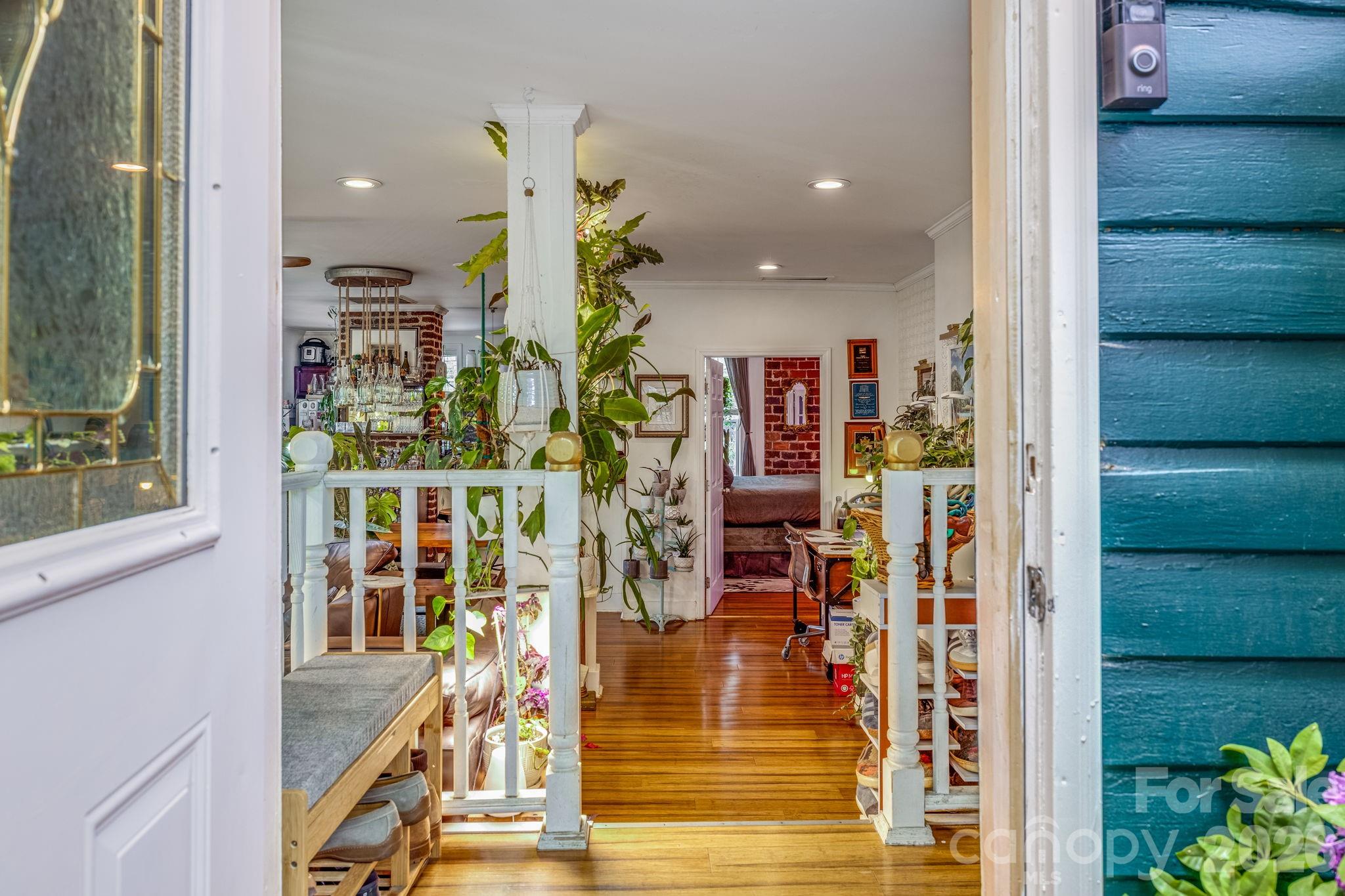 Triplex at 107 Courtland Avenue, Asheville, photo 20 of 39