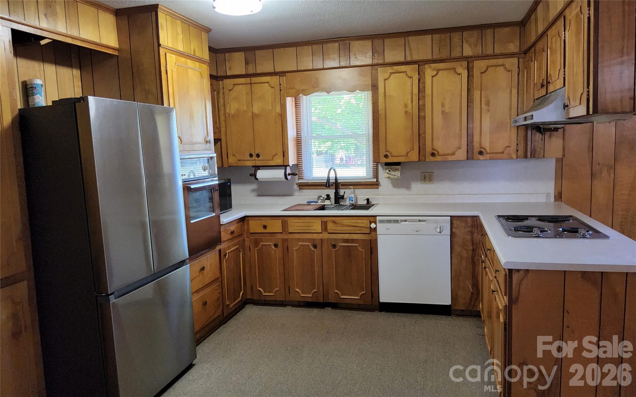 Single Family Residence at 113 Kings Drive, Forest City, photo 6 of 37