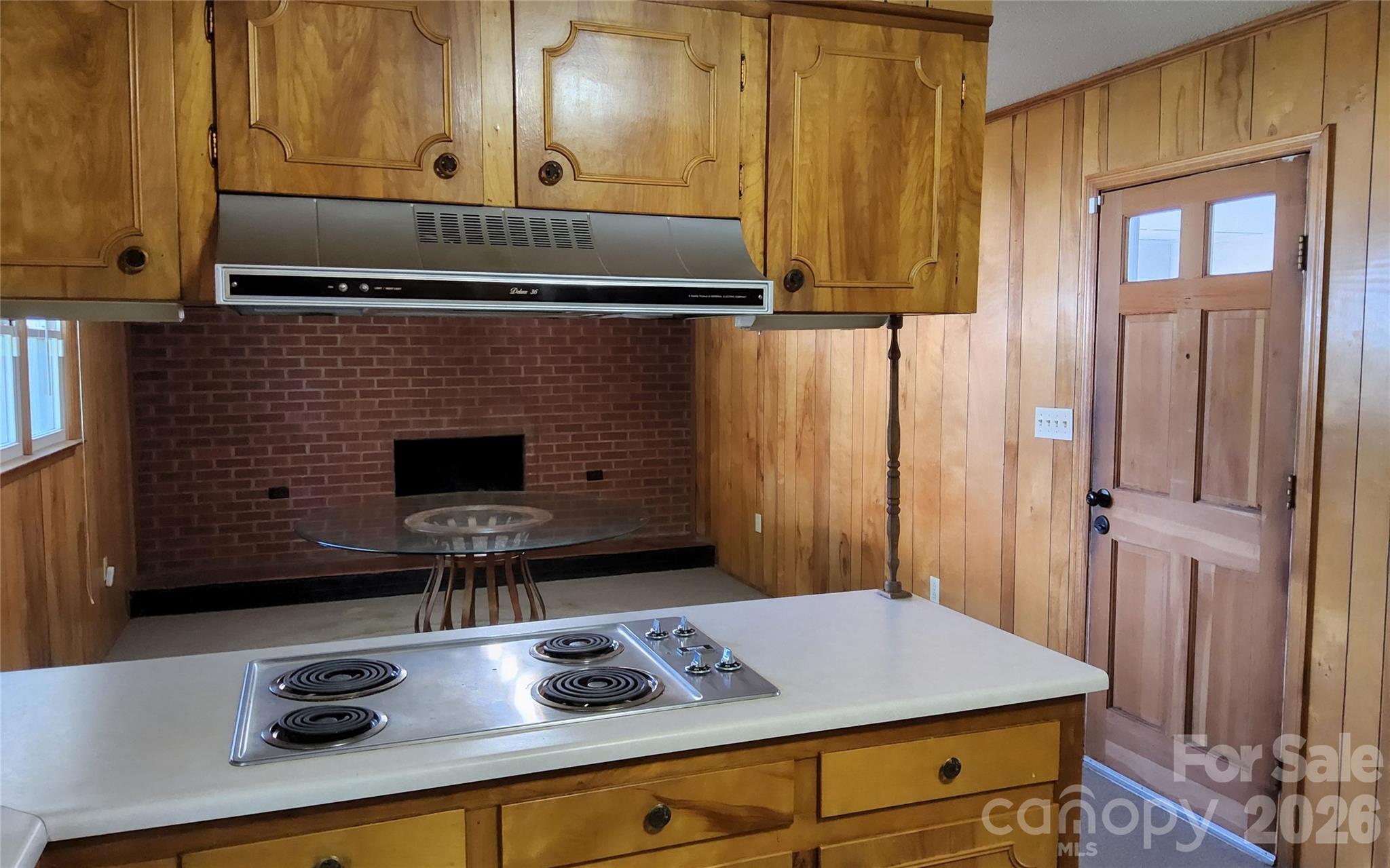 Single Family Residence at 113 Kings Drive, Forest City, photo 7 of 37