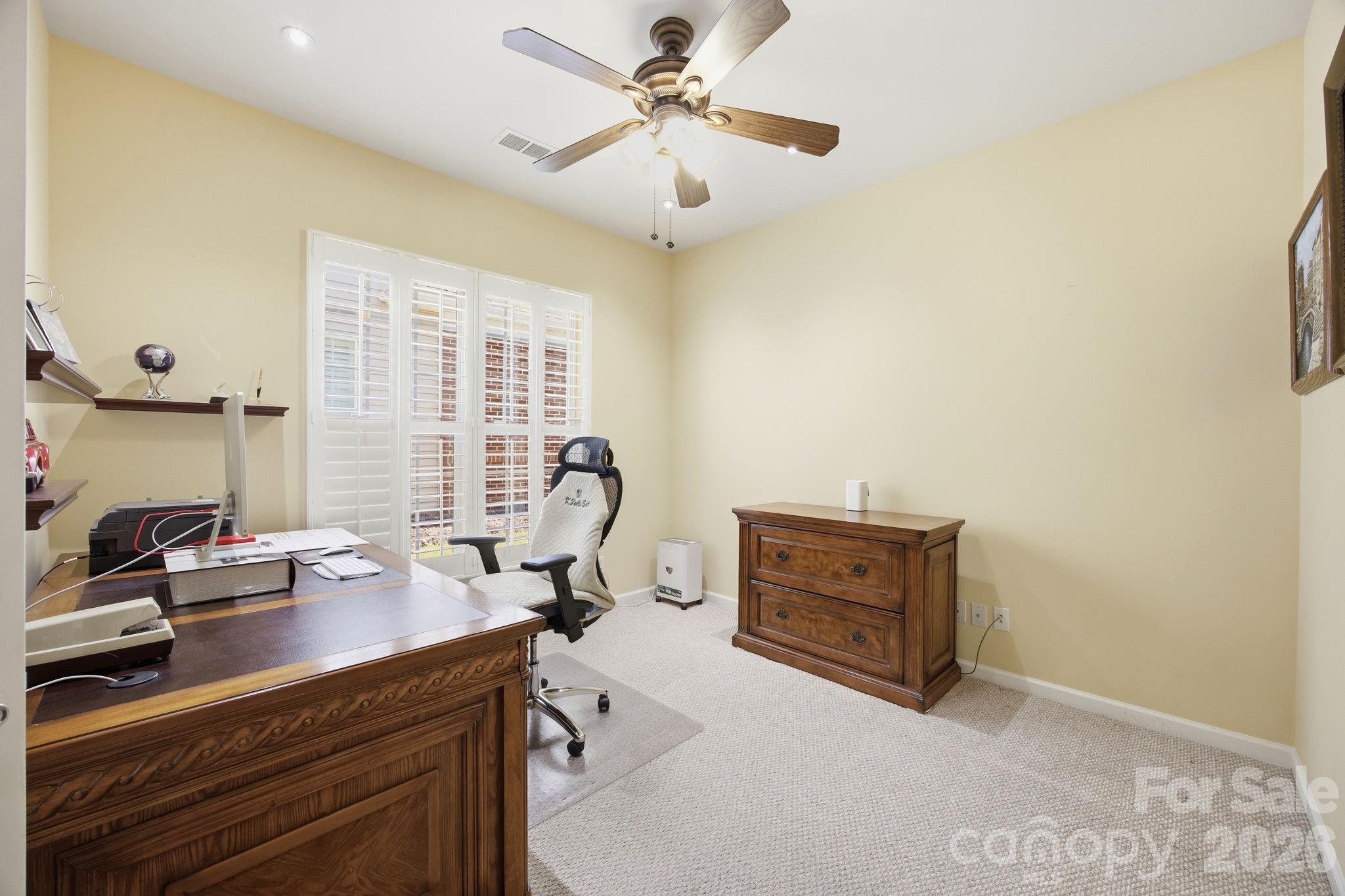 Single Family Residence at 23119 kingfisher Drive, Fort Mill, photo 31 of 50