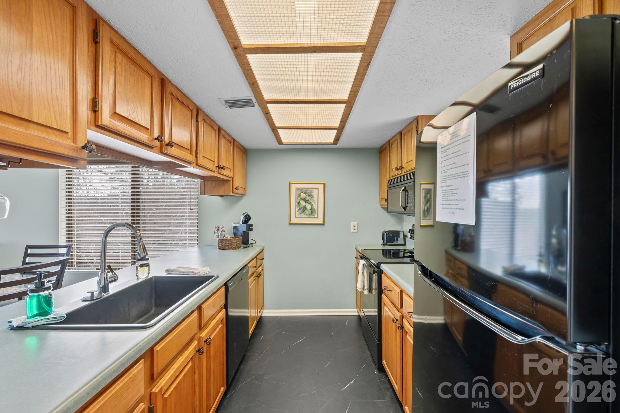 Nicely Outfitted Kitchen - 78 Upper Tanglewood Road, Lake Toxaway