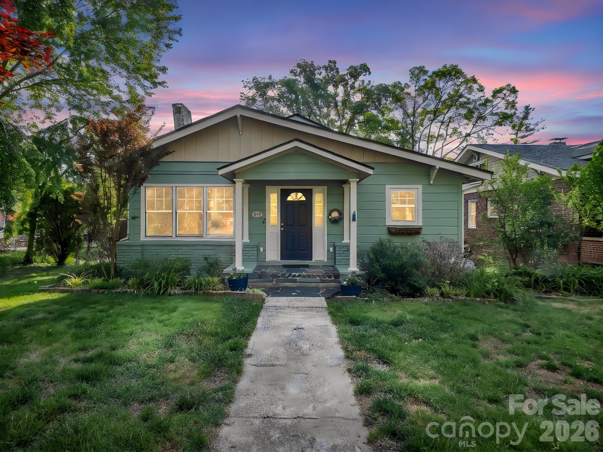 Single Family Residence at 1534 Kensington Road, Hendersonville