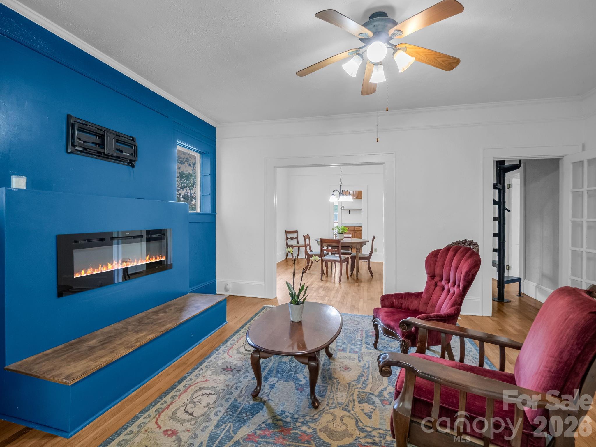 Single Family Residence at 1534 Kensington Road, Hendersonville, photo 12 of 42
