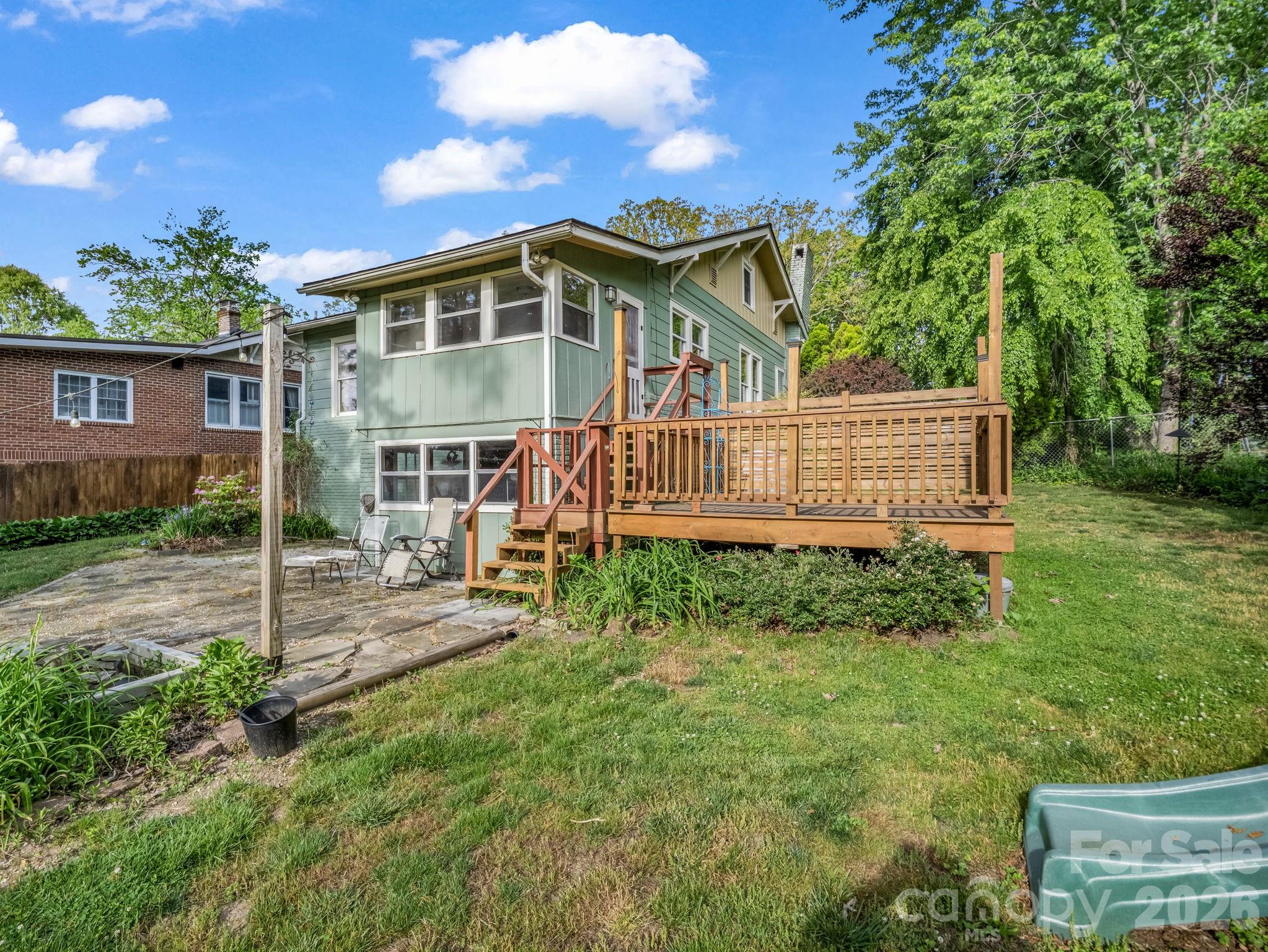 Single Family Residence at 1534 Kensington Road, Hendersonville, photo 33 of 42